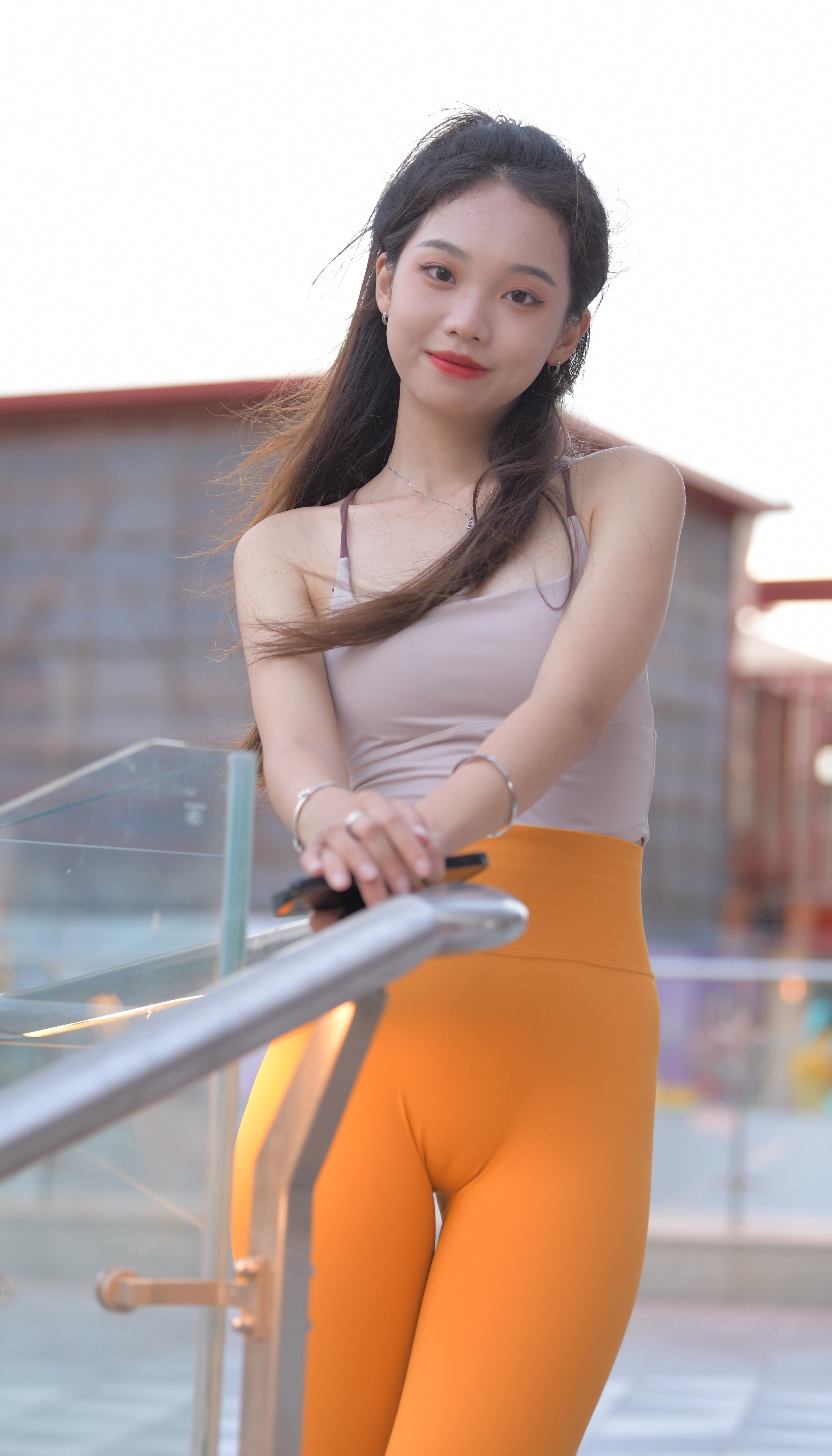 空凝伫.杜鹃啼苦.绿遍江南树.