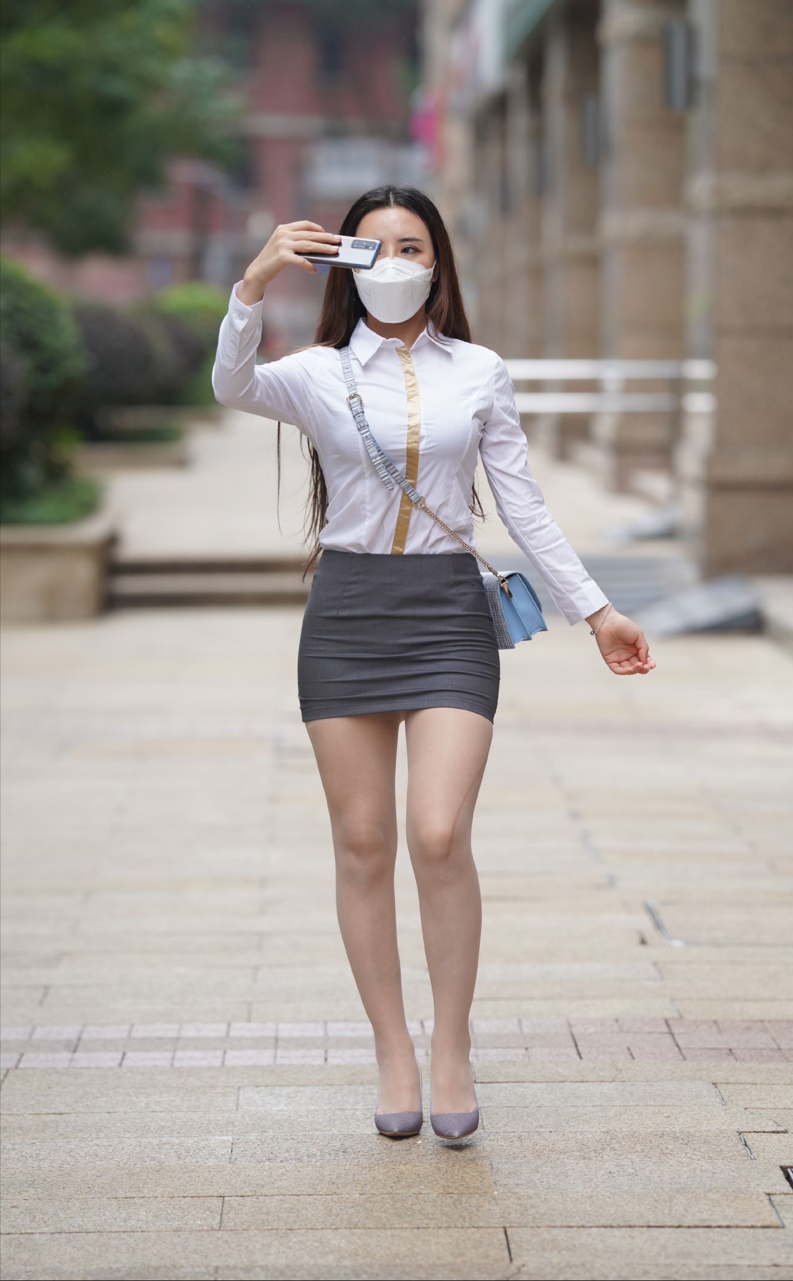 世人难识山人乐,只为执刀隔是非