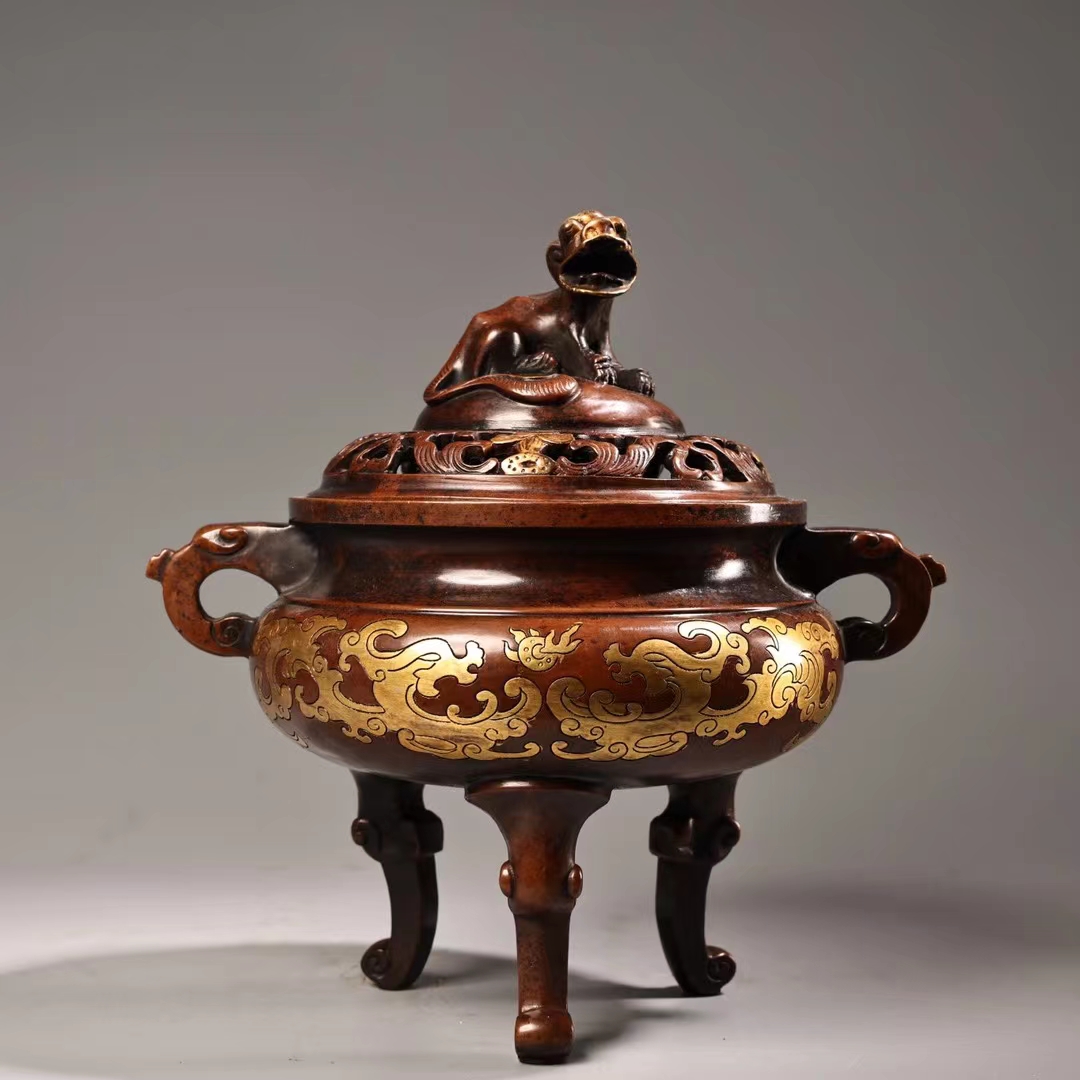 纯铜紫铜高浮雕錾刻錾工鎏金熏香炉 工艺精湛   器型款式精美 重2940