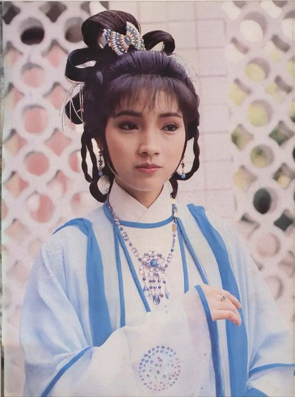 周星驰同一生的贵人和好友戚美珍是怎么认识的?