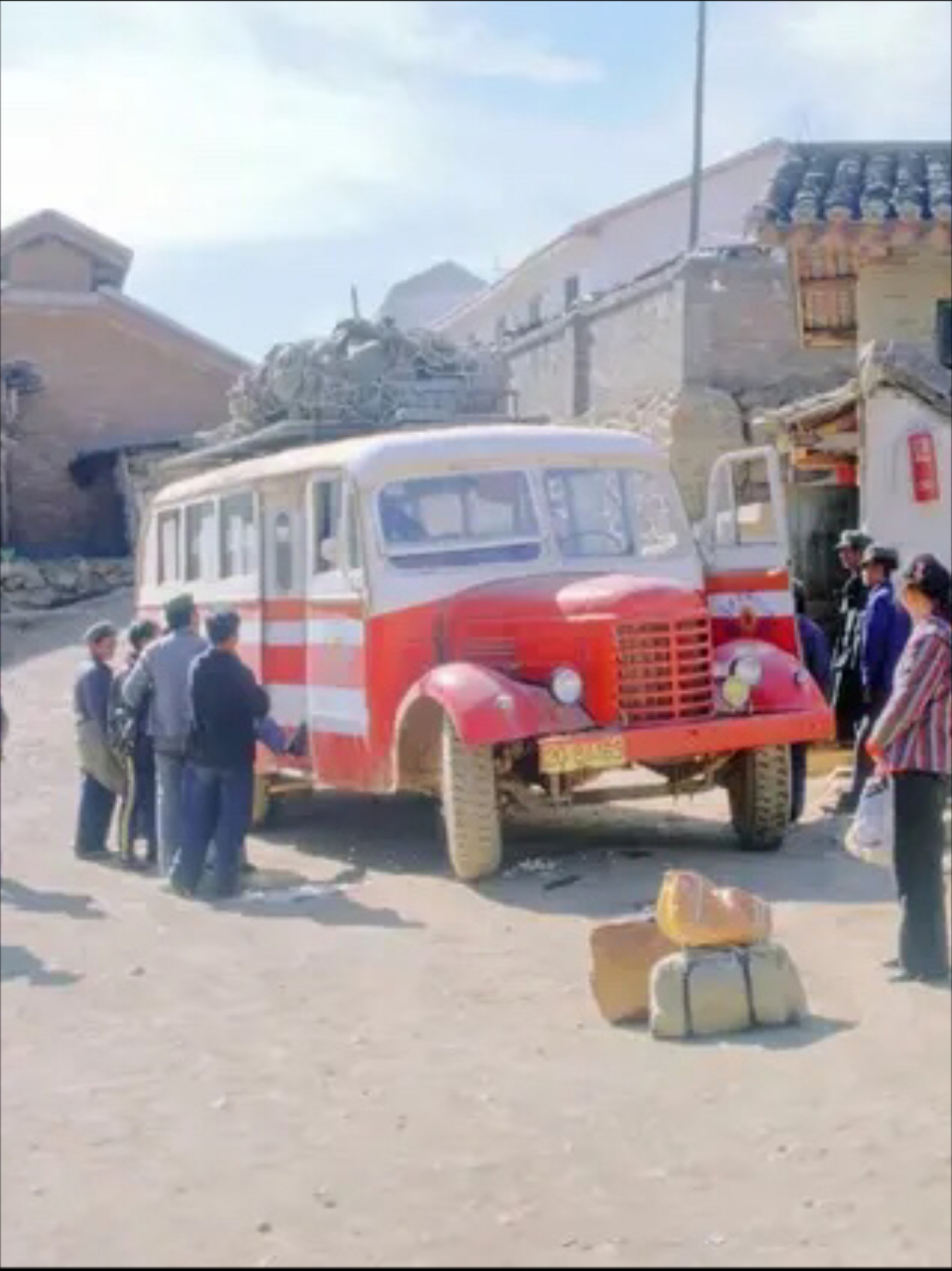 川藏公路老照片图片