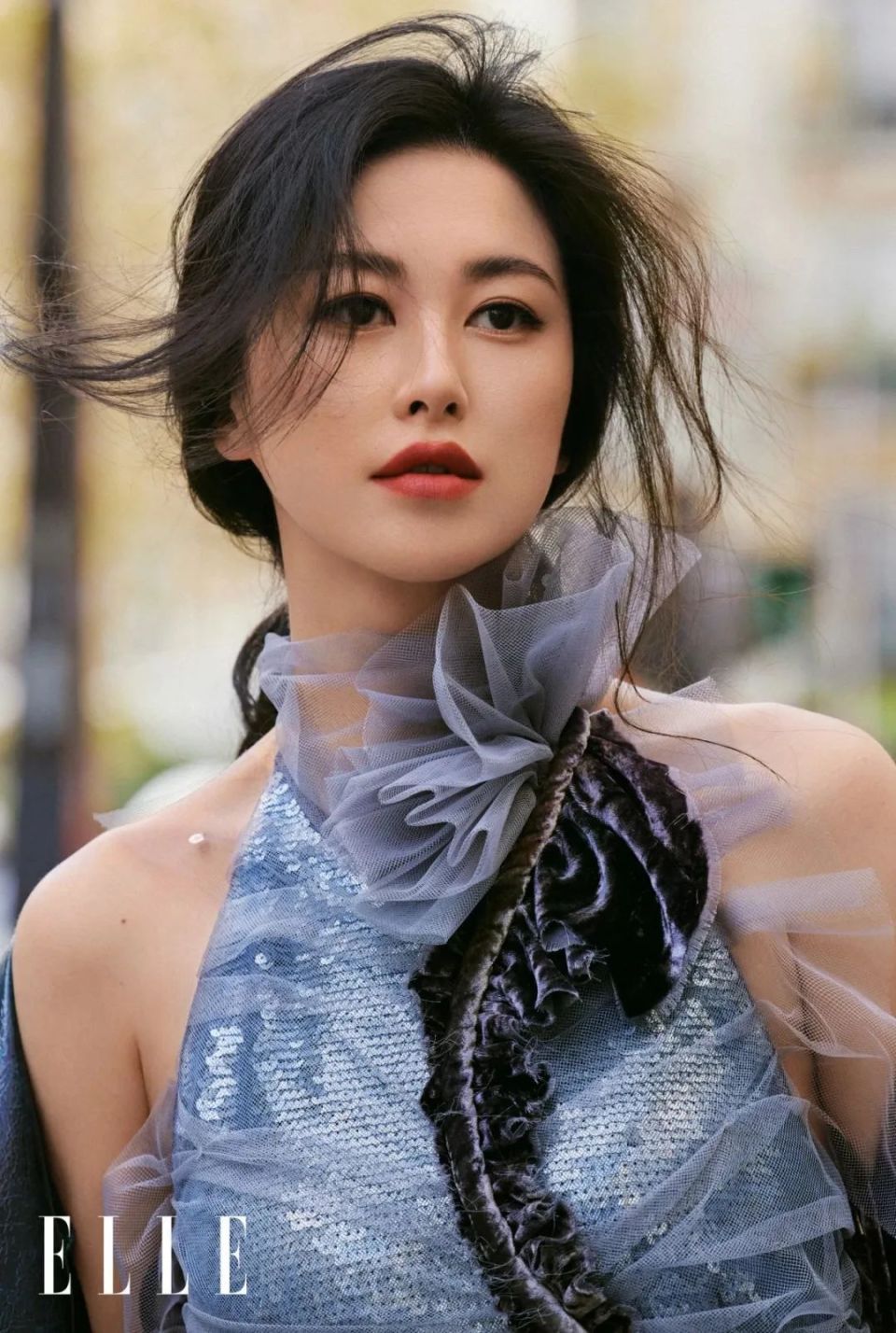 她曾被外国人评为中国最美的女人,也被粉丝们称为"拽姐",大家喜欢朱珠