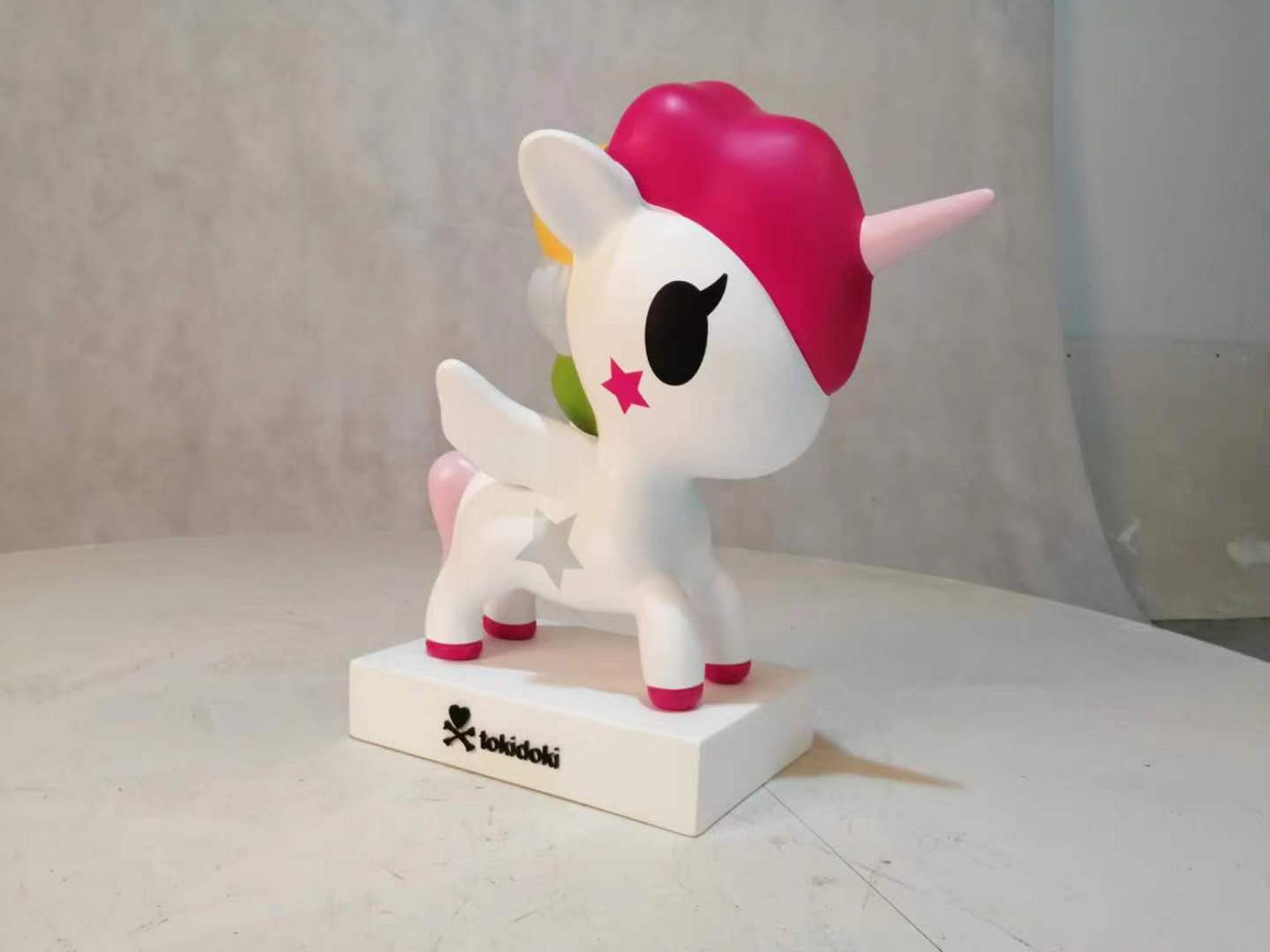 我发现了这款超级梦幻的独角兽玩偶,简直是少女心爆棚!