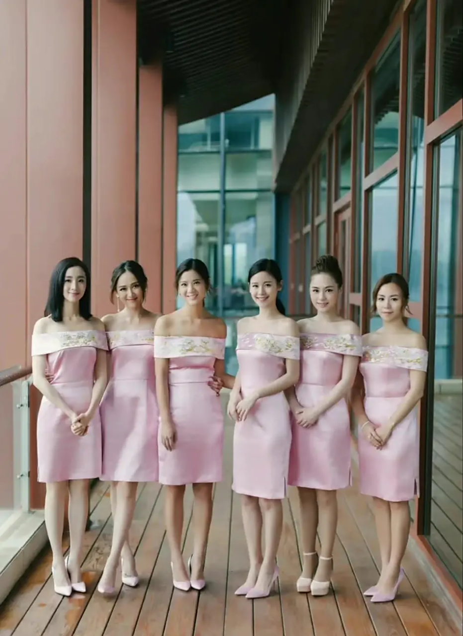 伴娘团个个都是美女,你能认出哪几个?