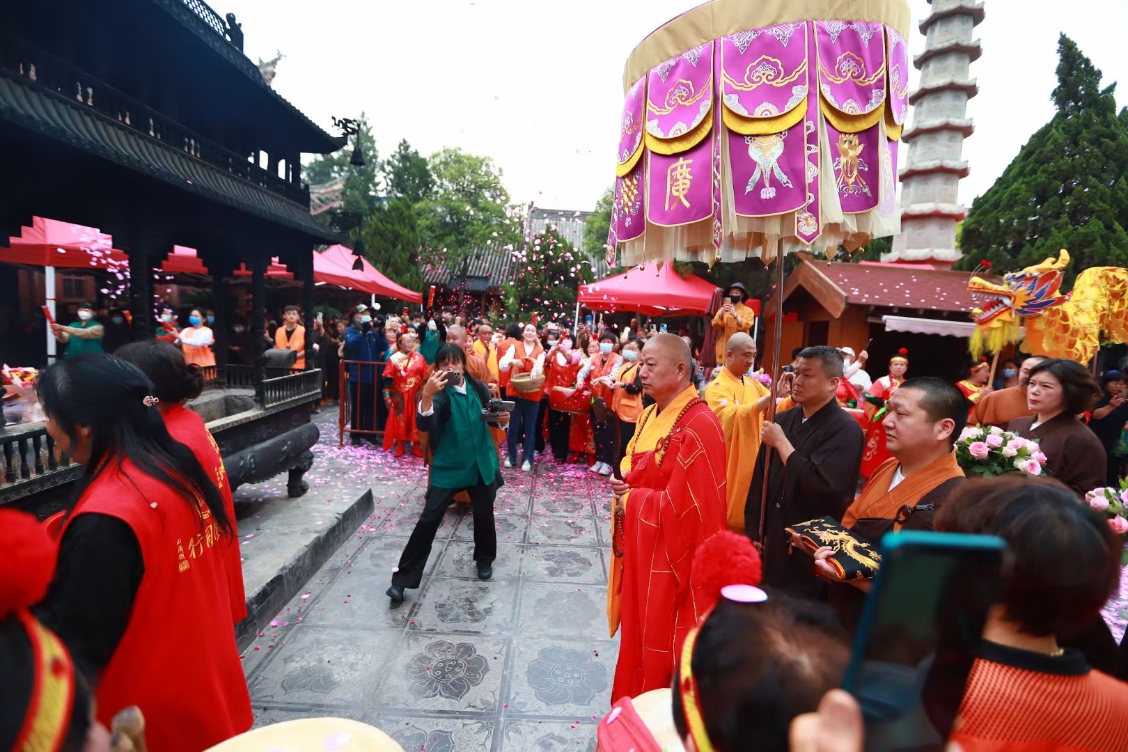 开封大相国寺方丈图片