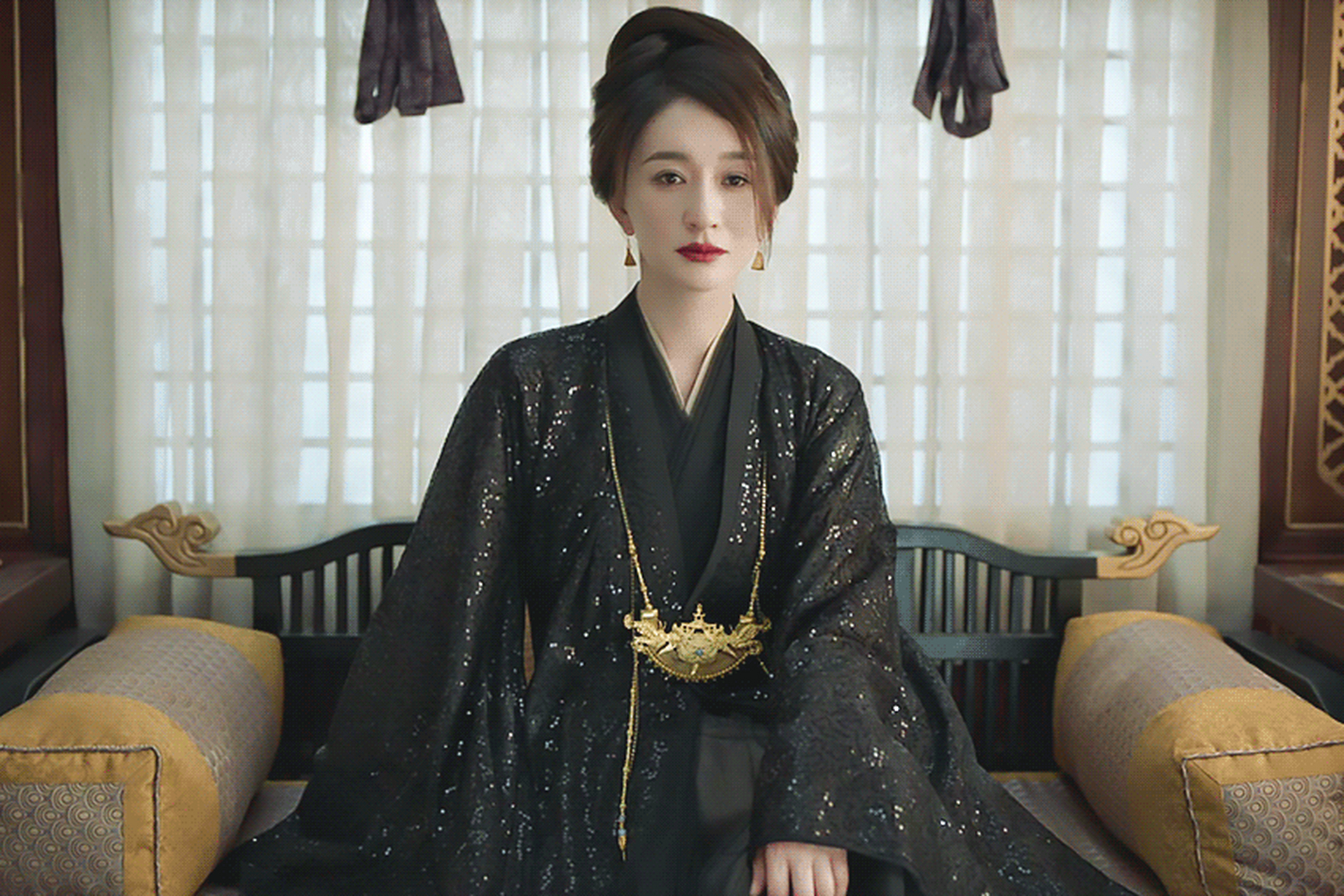 李小冉把长公主演活了,尤其是在第二季中,年龄大了 5 岁,却更有韵味了