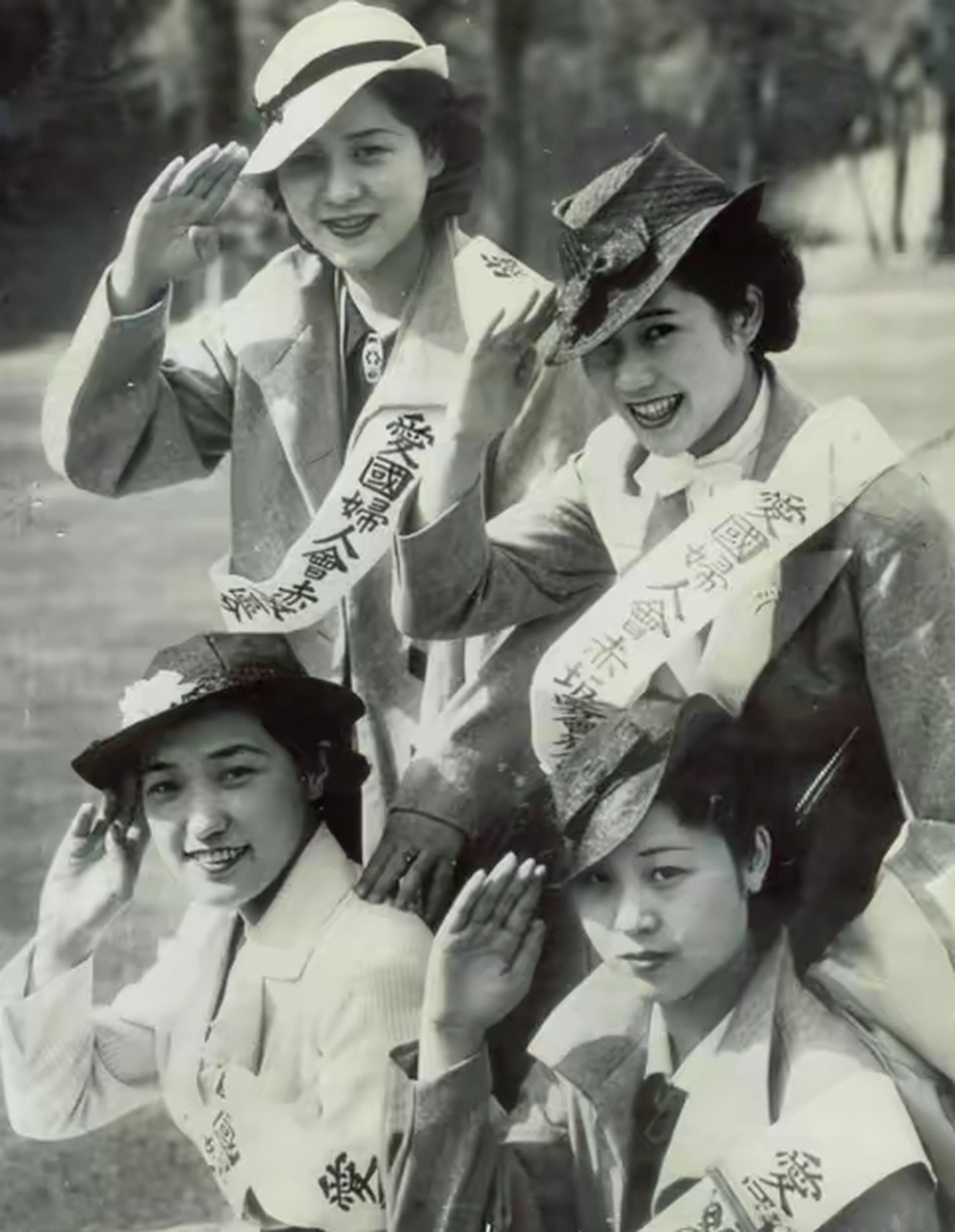 这名女子叫井上千代子,为了鼓励丈夫侵略中国,竟然在新婚不久的一个