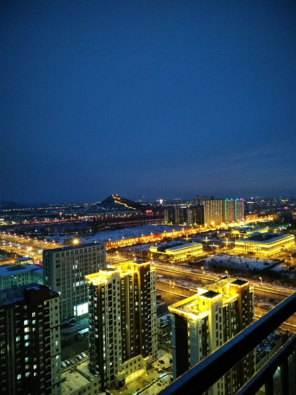邹城市美丽的夜景