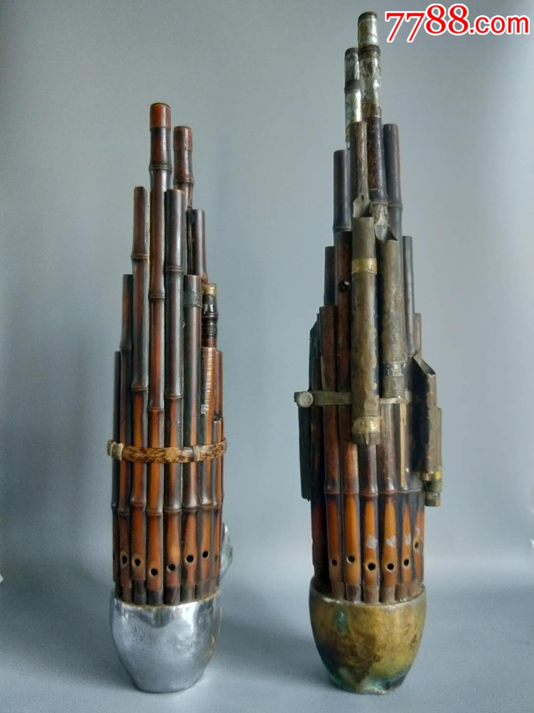 请屏友雅对添趣  上联:笙管笛箫齐奏乐; 下联:?