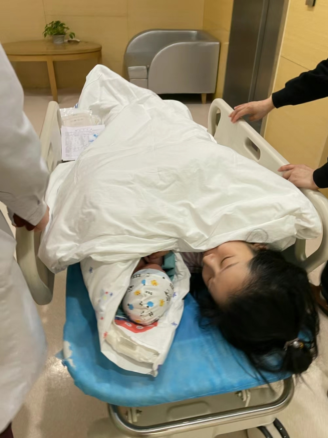 如果大家都不结婚,不生孩子,我们的未来究竟依靠什么来维系?