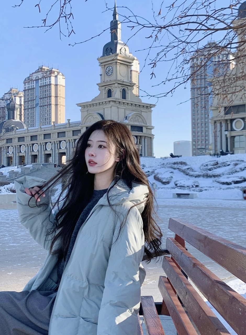 好冷呀,鼻涕都快出来啦.#时尚穿搭# #养眼美女