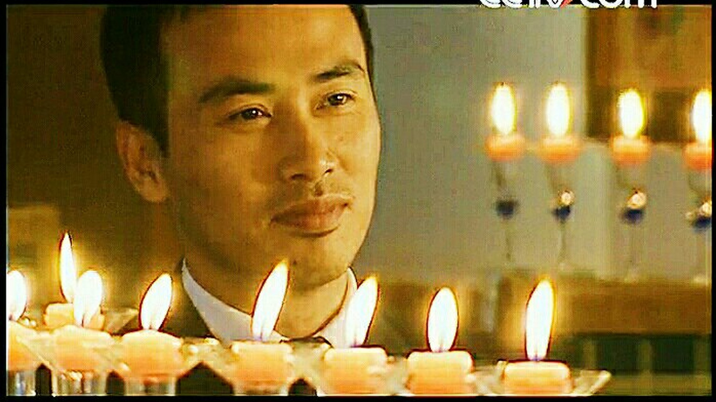 重看柳云龙的钟六一到凌晨3点了还没有睡意,真过瘾.