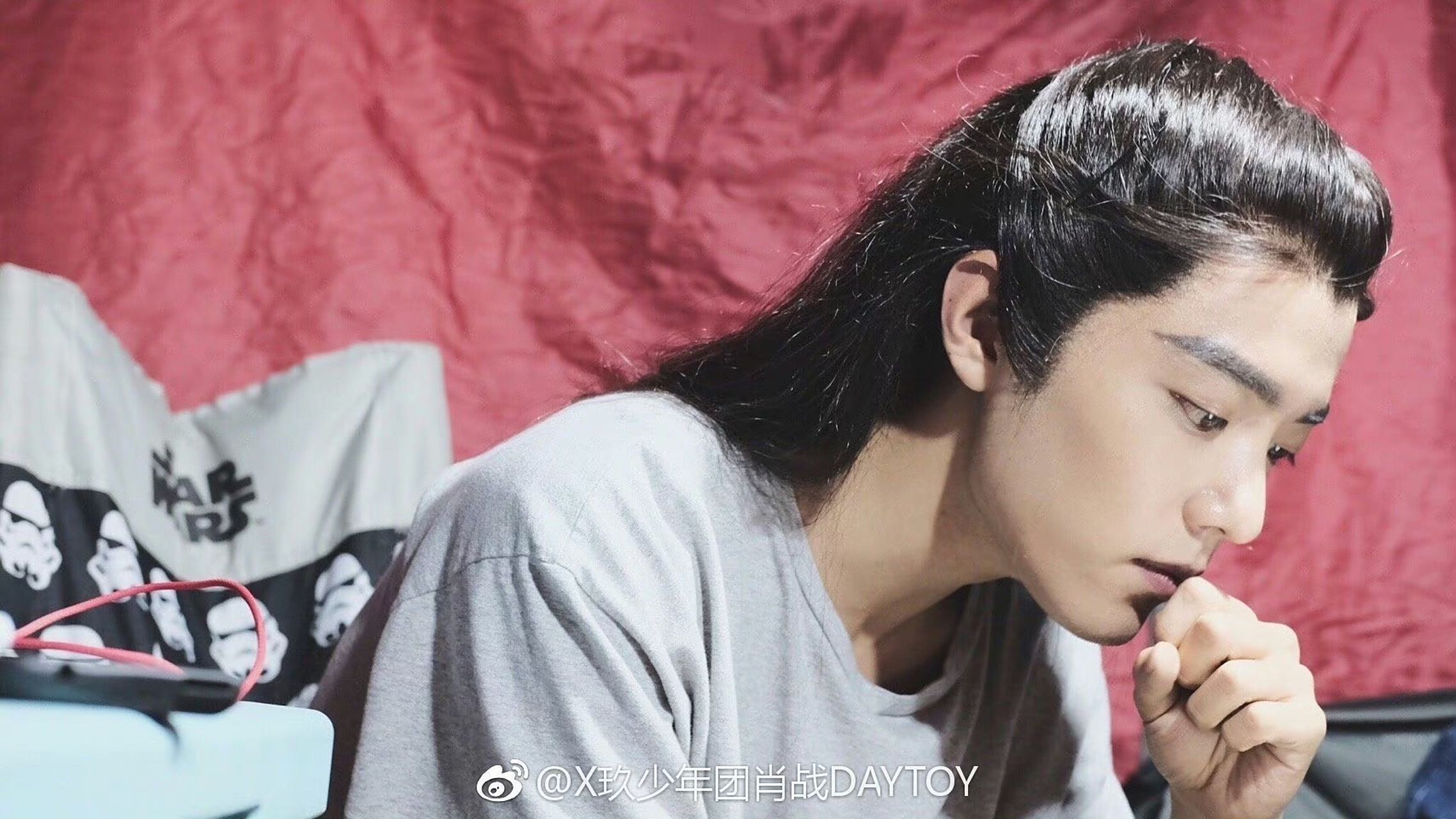 肖战的那年今日,帅气无比的林修崖.20170616 林修崖杀青咯!