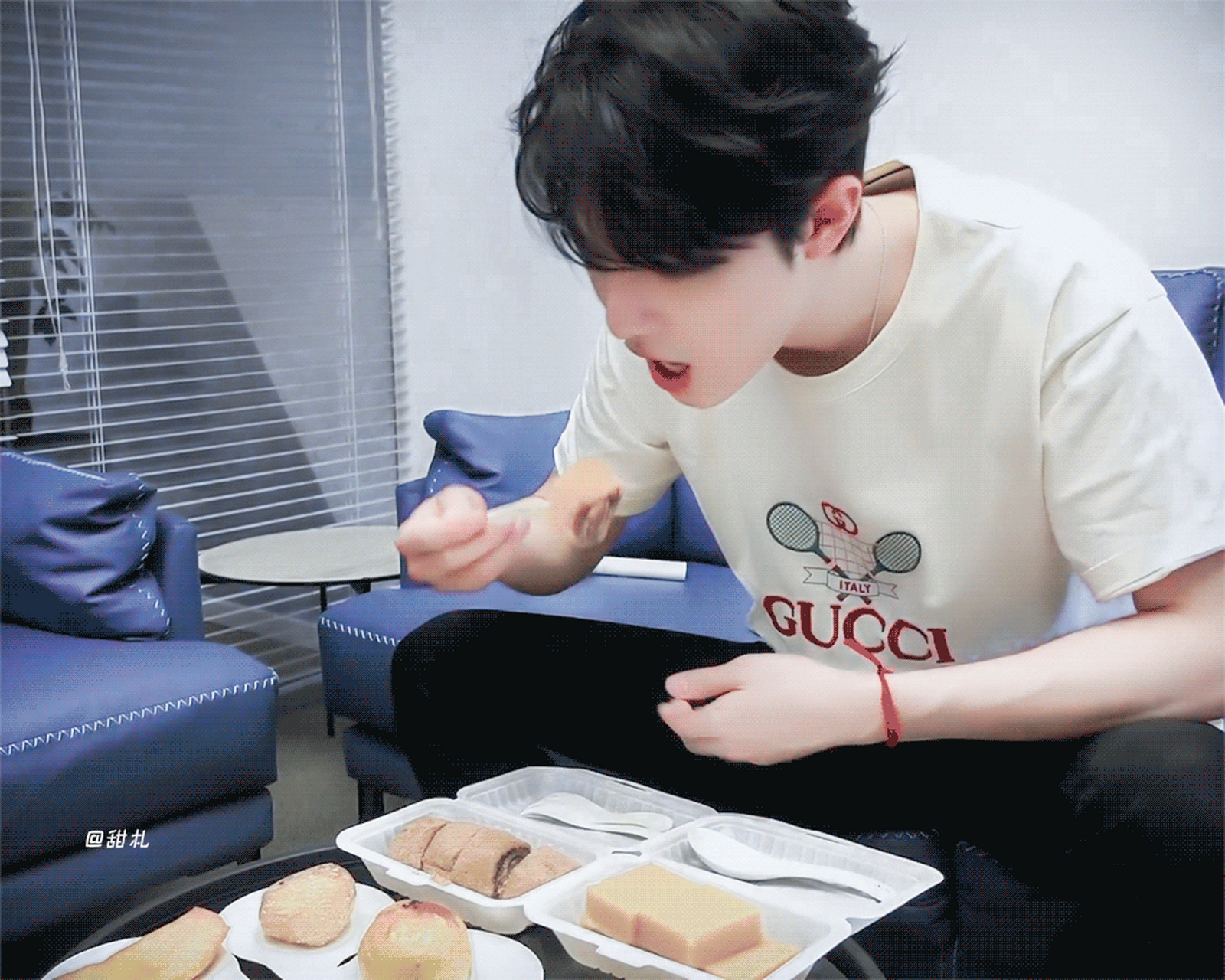 肖战吃播合集 看肖战吃东西就是香啊  #肖战#   cr:logo