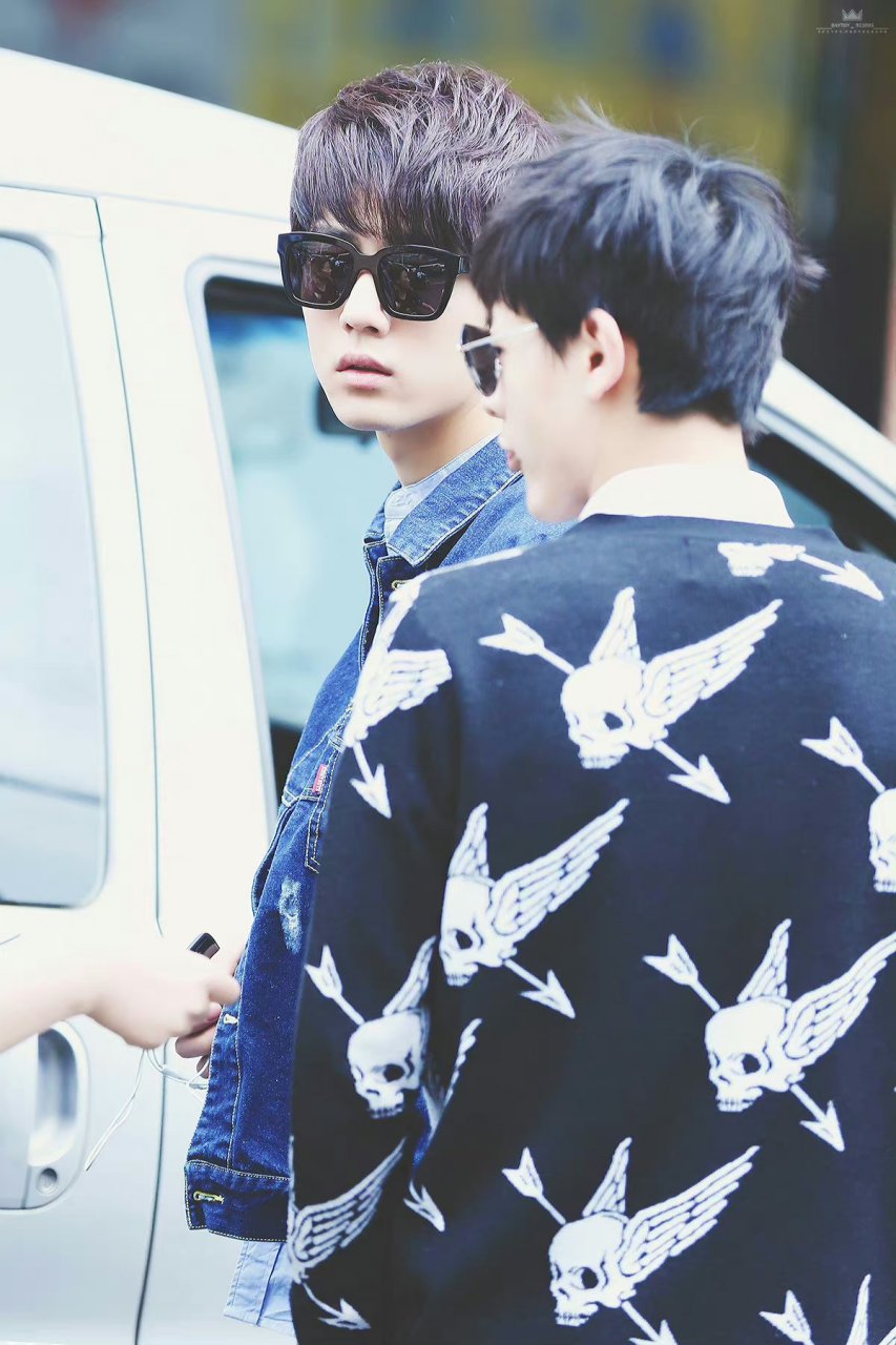 超星星学园开机拍摄 帅气又可爱呆萌的方也许 20160415 #肖战#  cr