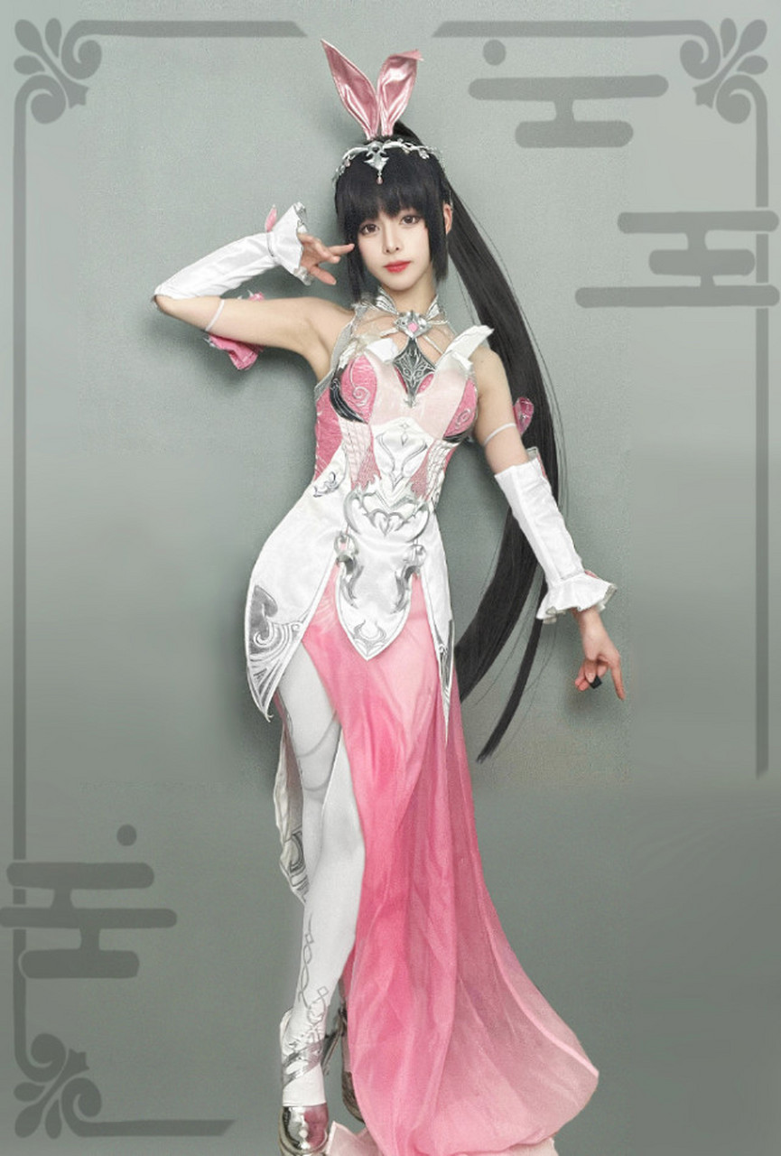 斗罗大陆小舞真人美女cosplay,这样的小舞cos有几分神似,身材颜值的