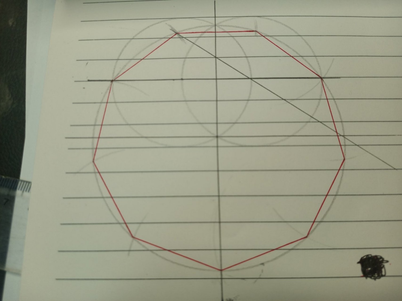 这算不算正九边形[左捂脸](本人才疏学浅,望各位大佬解释一下)[滑稽]