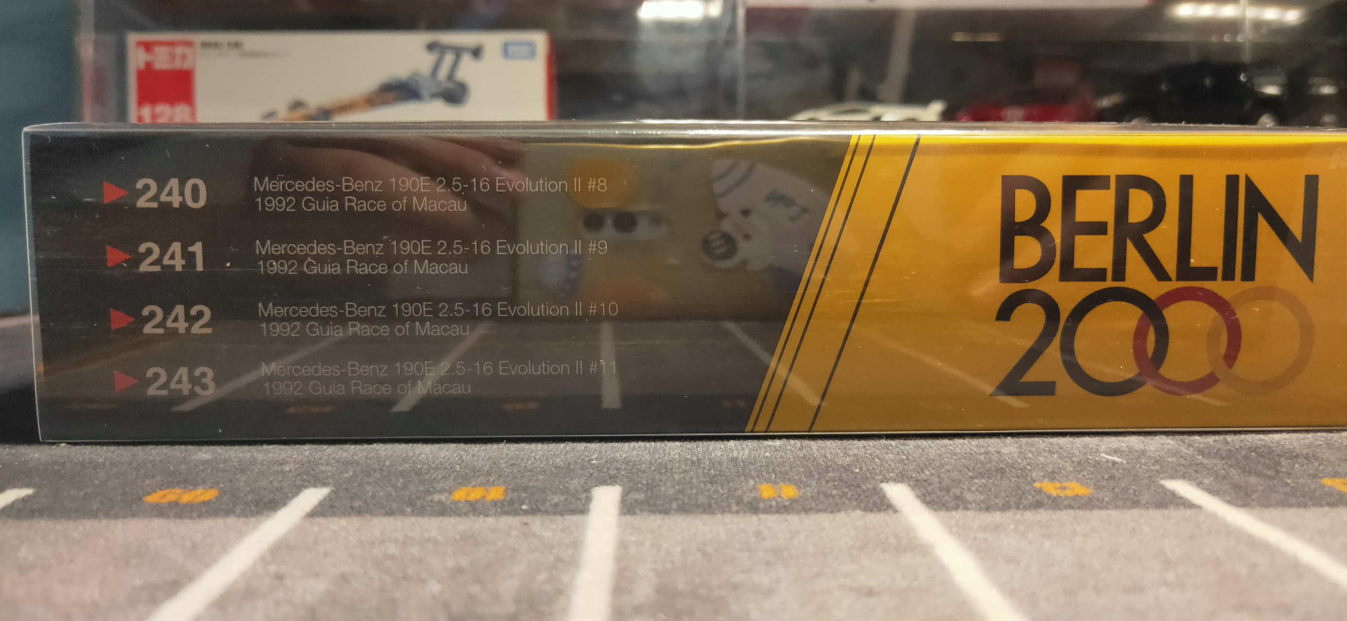 minigt# 奔驰190e柏林熊四车套装