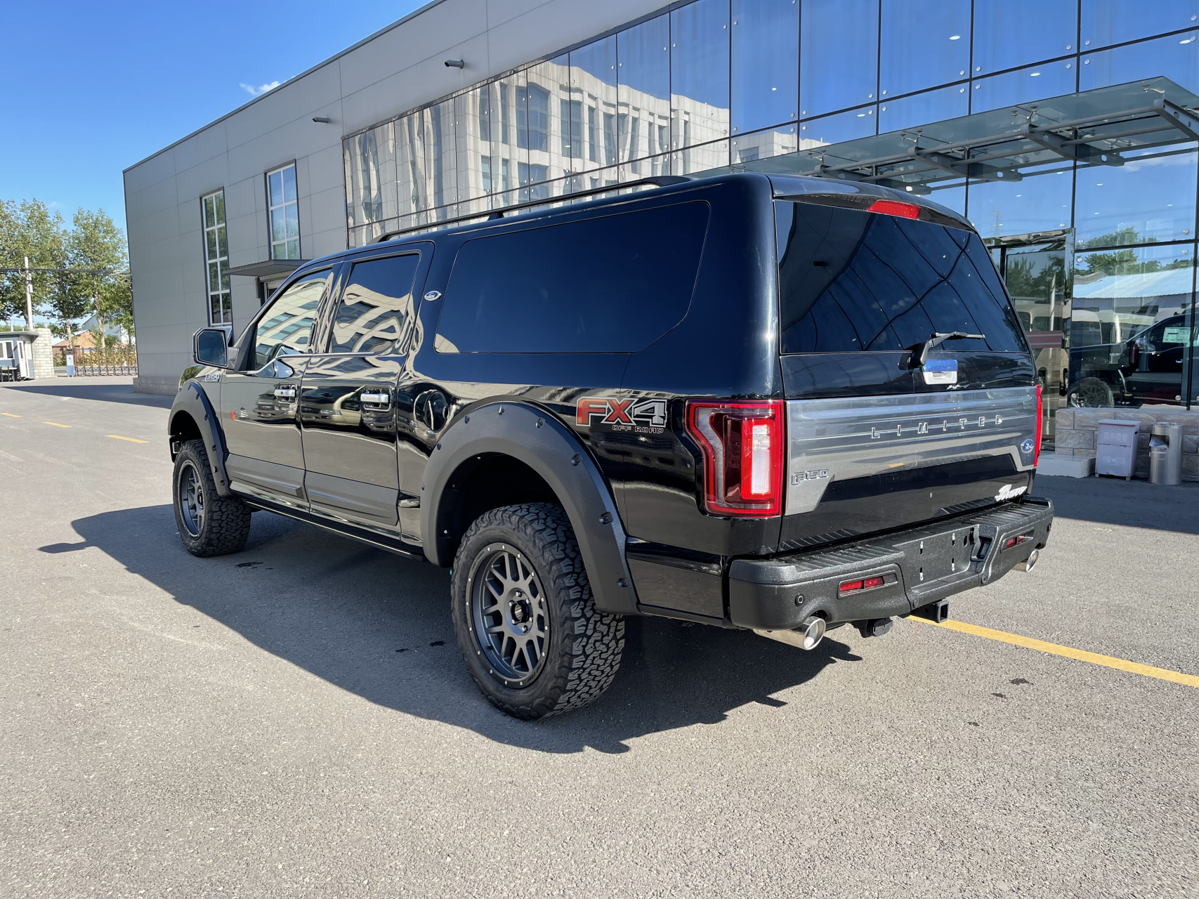 2021款福特勇猛者7座豪华越野车售价 2021款福特勇猛者7座豪华越野车