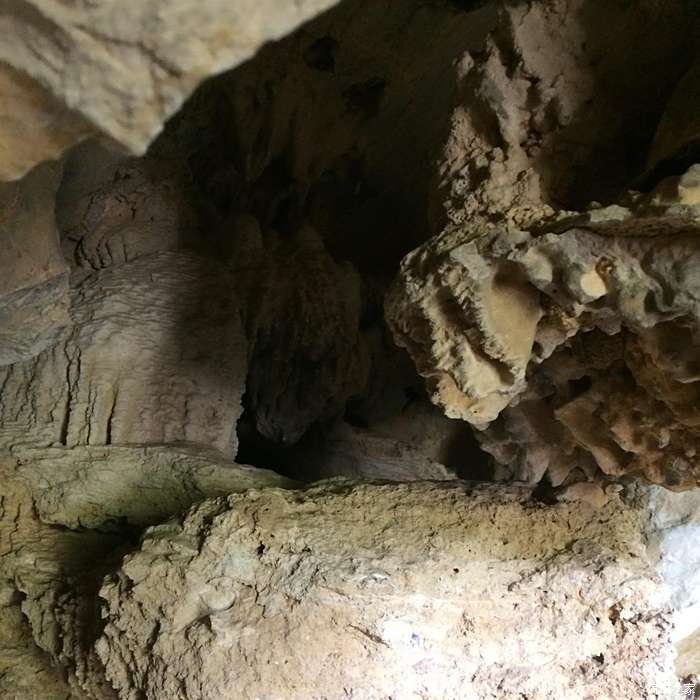 广西古人类遗址一览  柳州: 1,白莲洞位于柳州市南郊,是一处旧石器