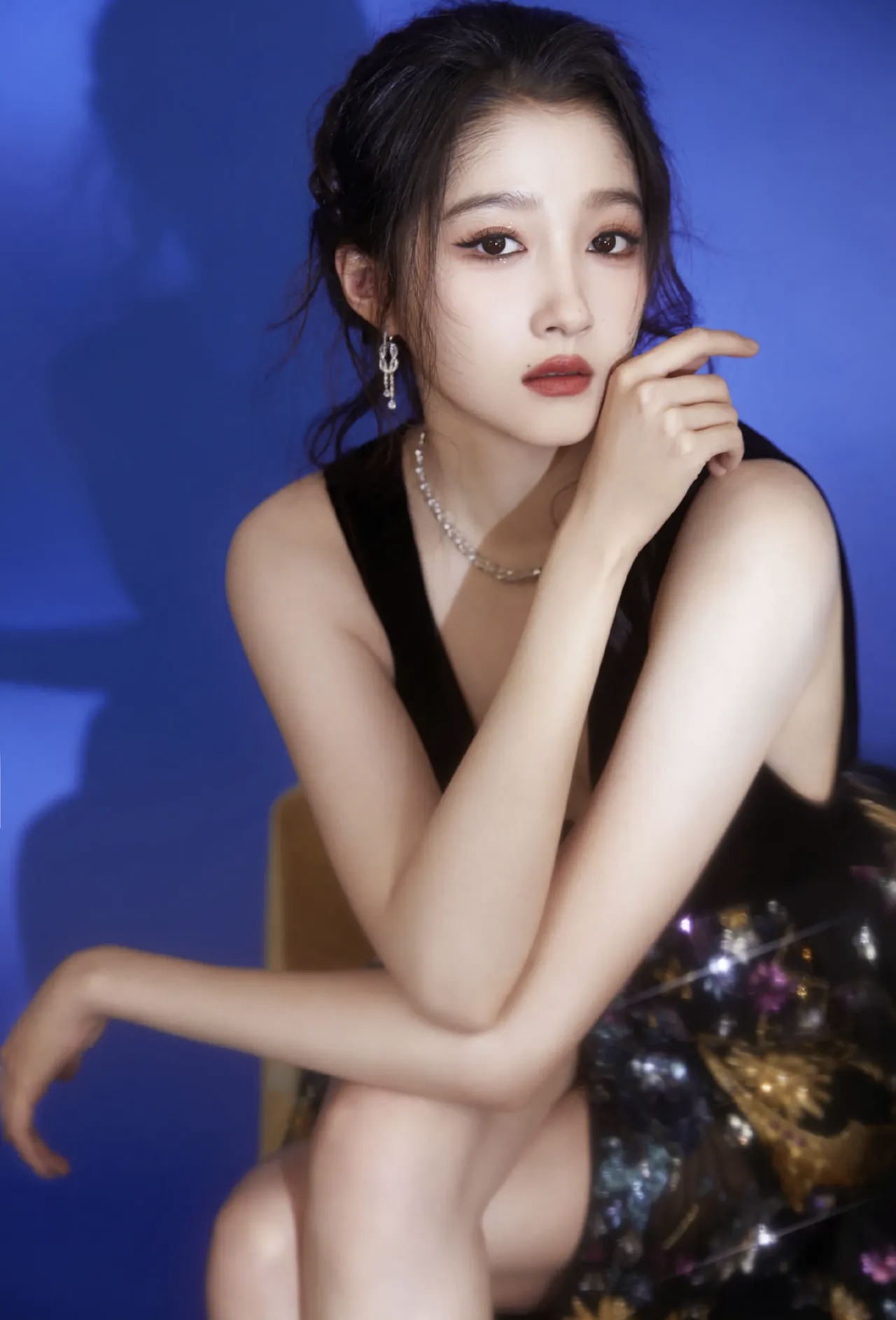 关晓彤唯美写真,这裙子好好看