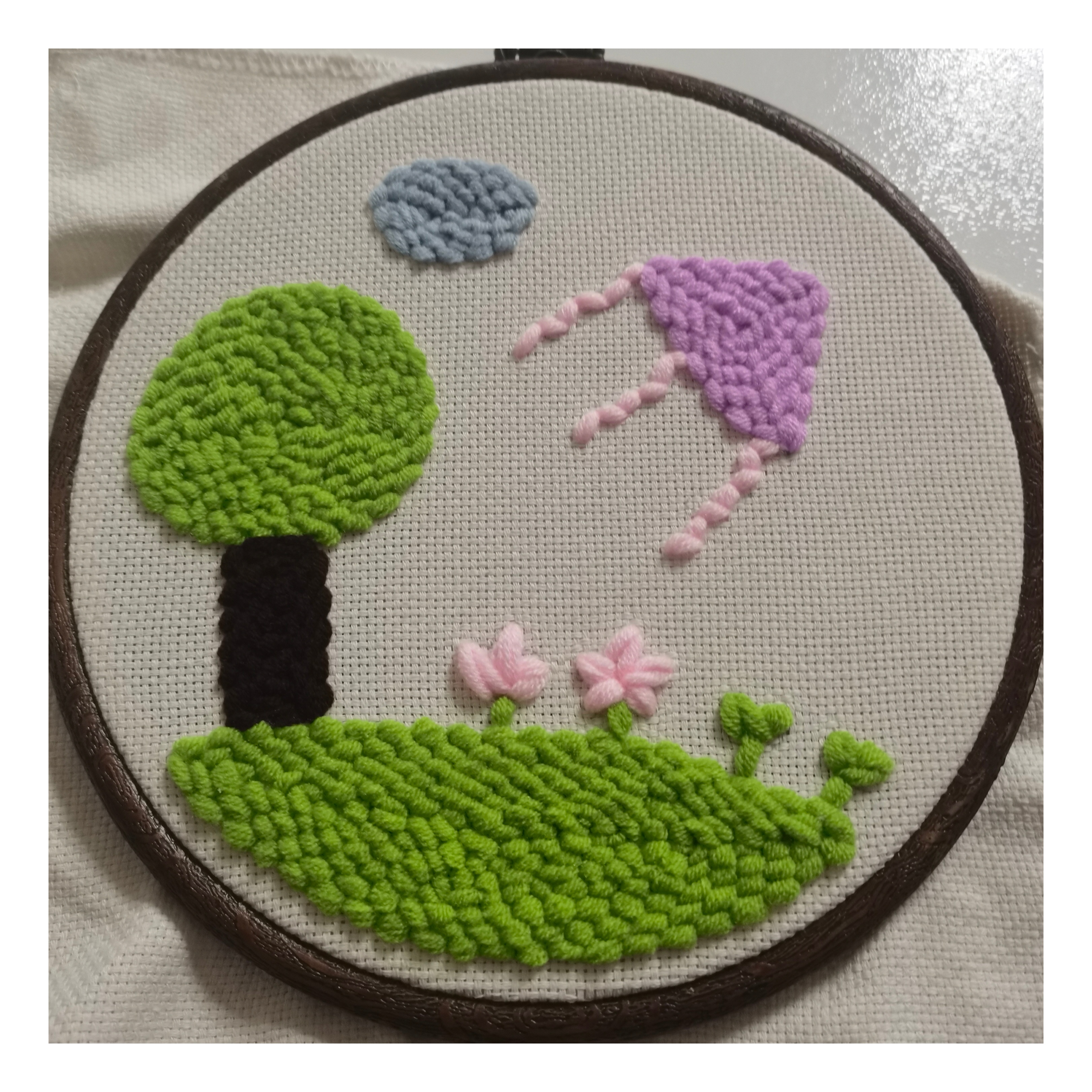 节气# 记录一下,娃的自创戳戳绣作品