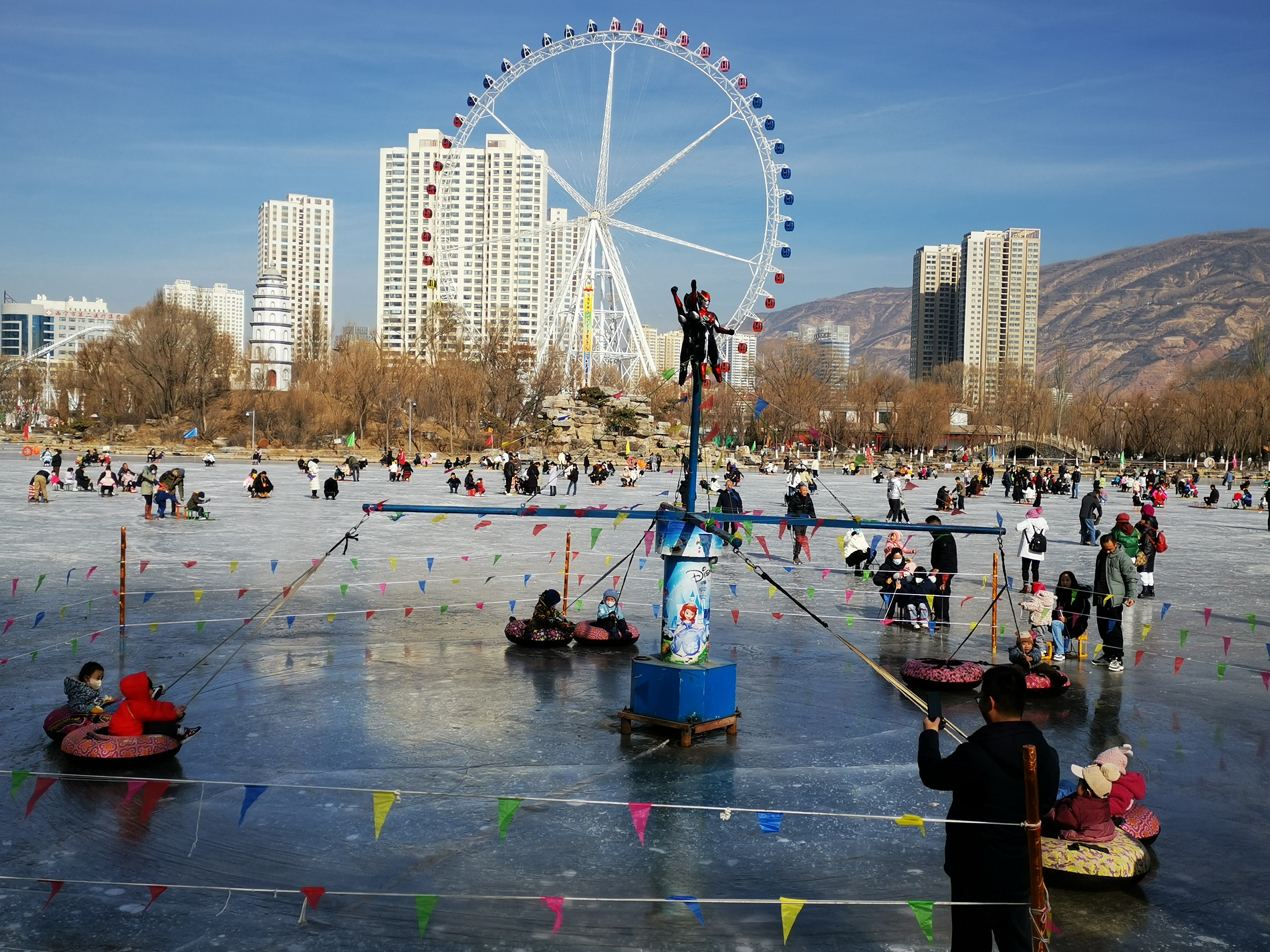 邯郸溜冰场图片