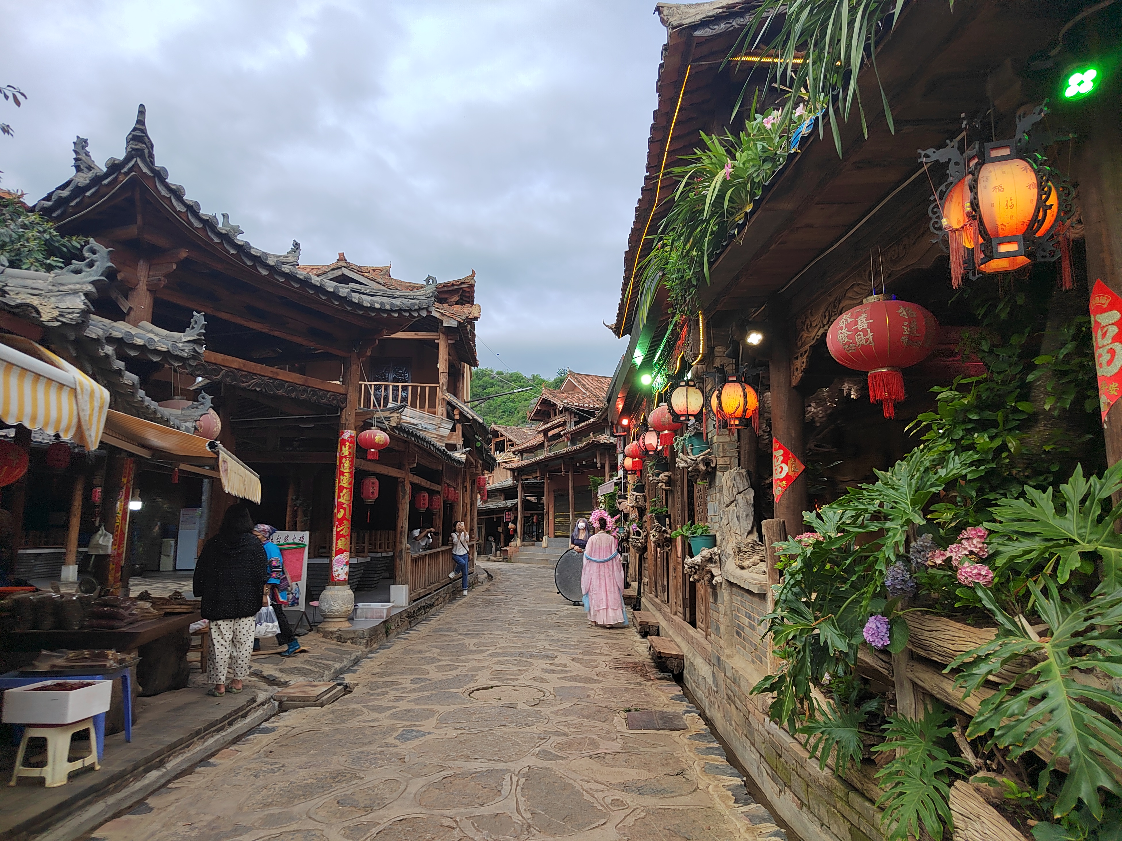 (三)普者黑的古街民宿