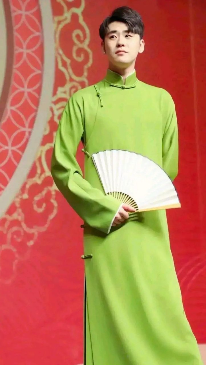 【相声演员张云雷】善良不是白纸一样的天赋,而是阅尽真实人性后的