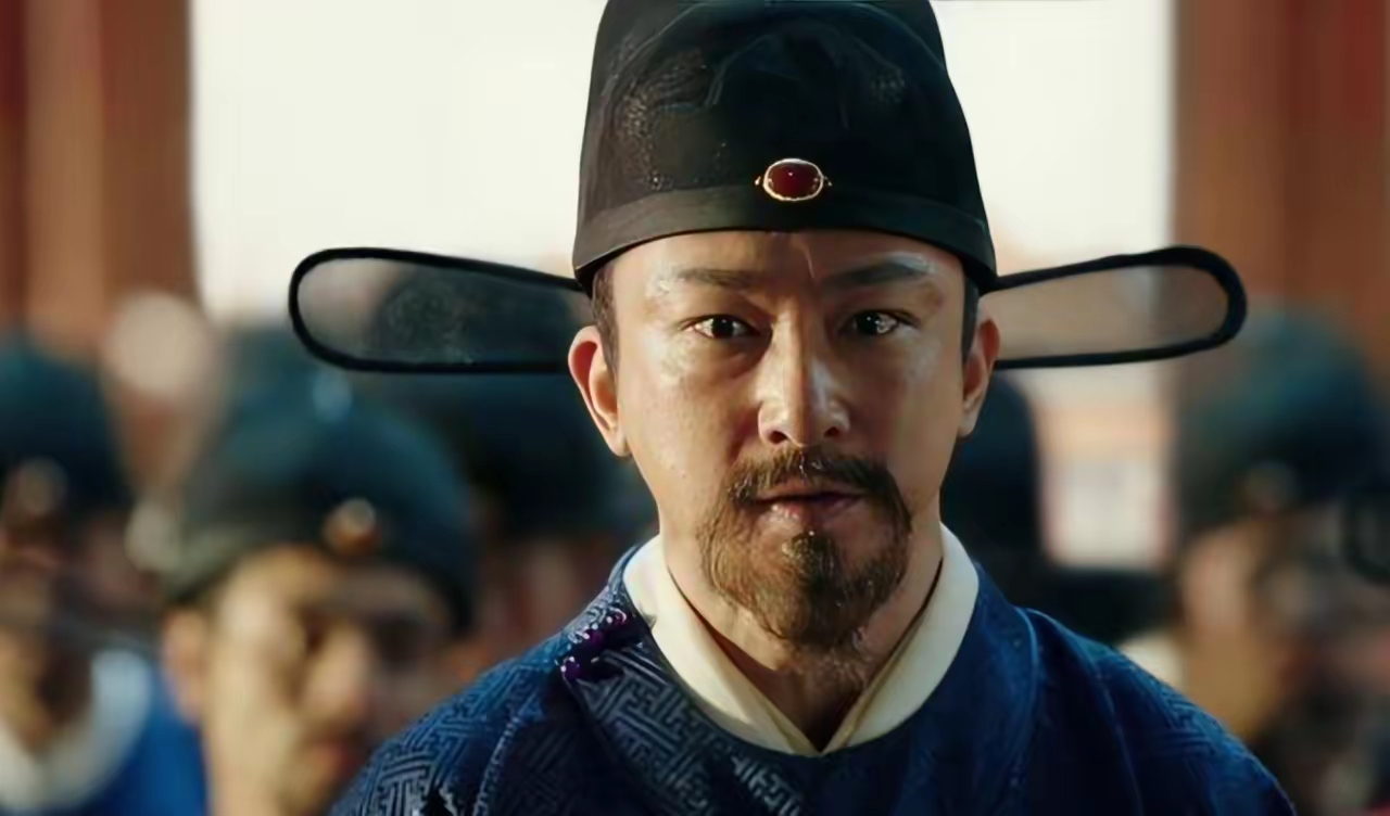 杀害,闻讯赶来的孙太后气得发抖,指着朱祁镇的鼻子大骂:"你这个昏君!