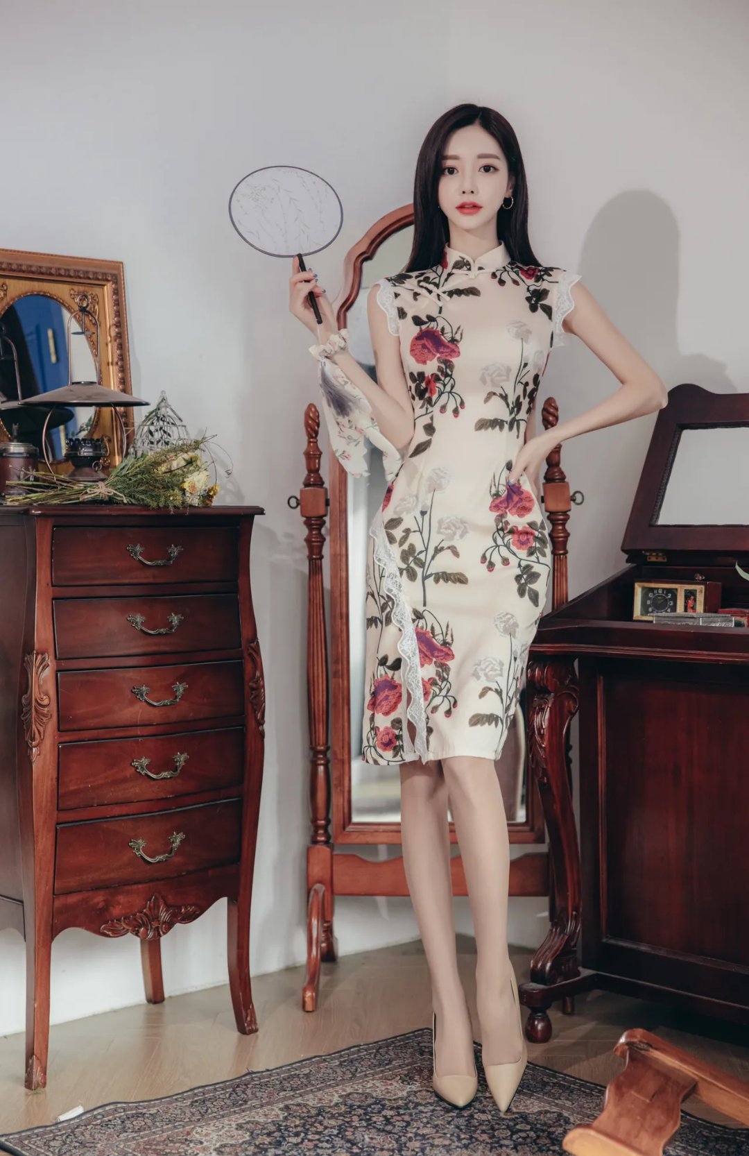 "孙允珠, 旗袍美人, 优雅复古风, 美得不可方物!"#图文动态同步大赛