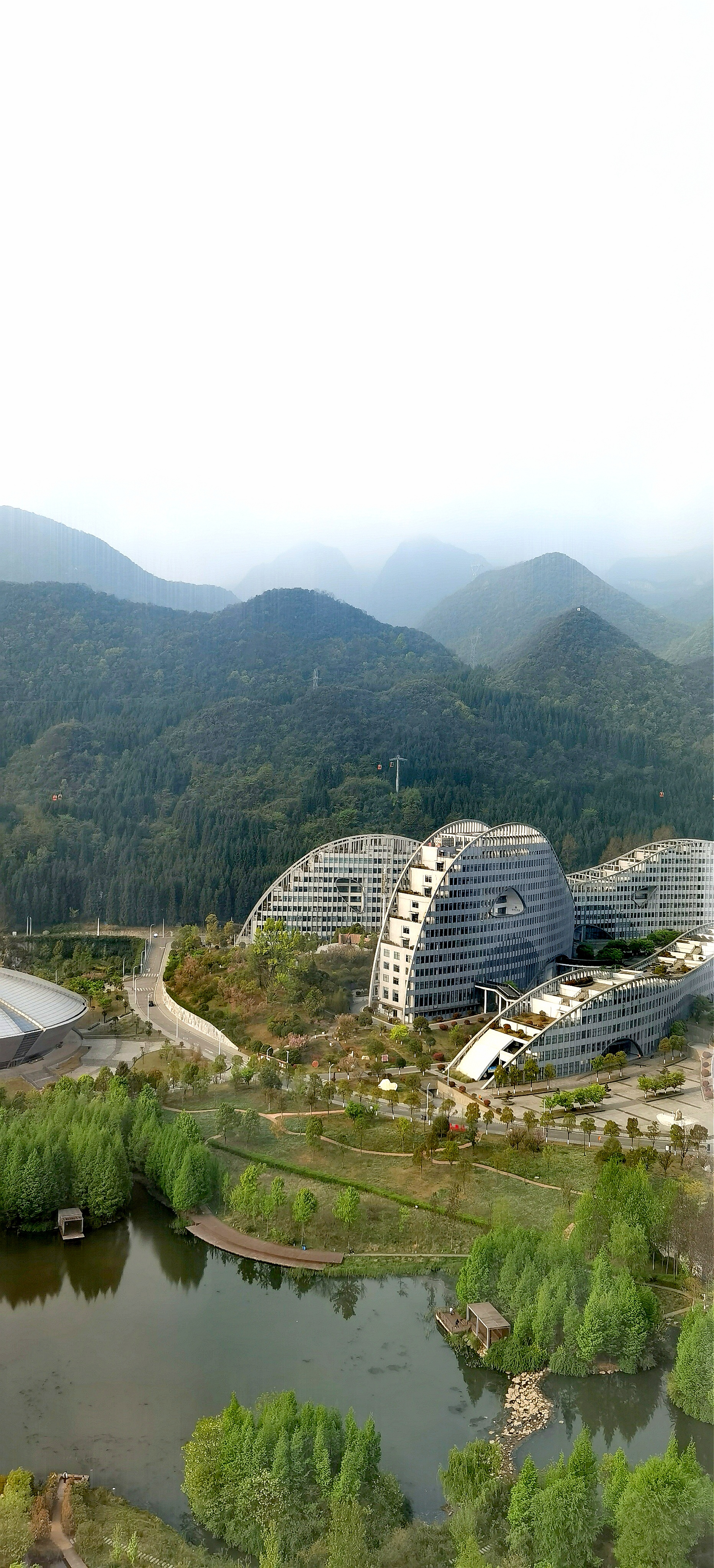 六盘水师范学院