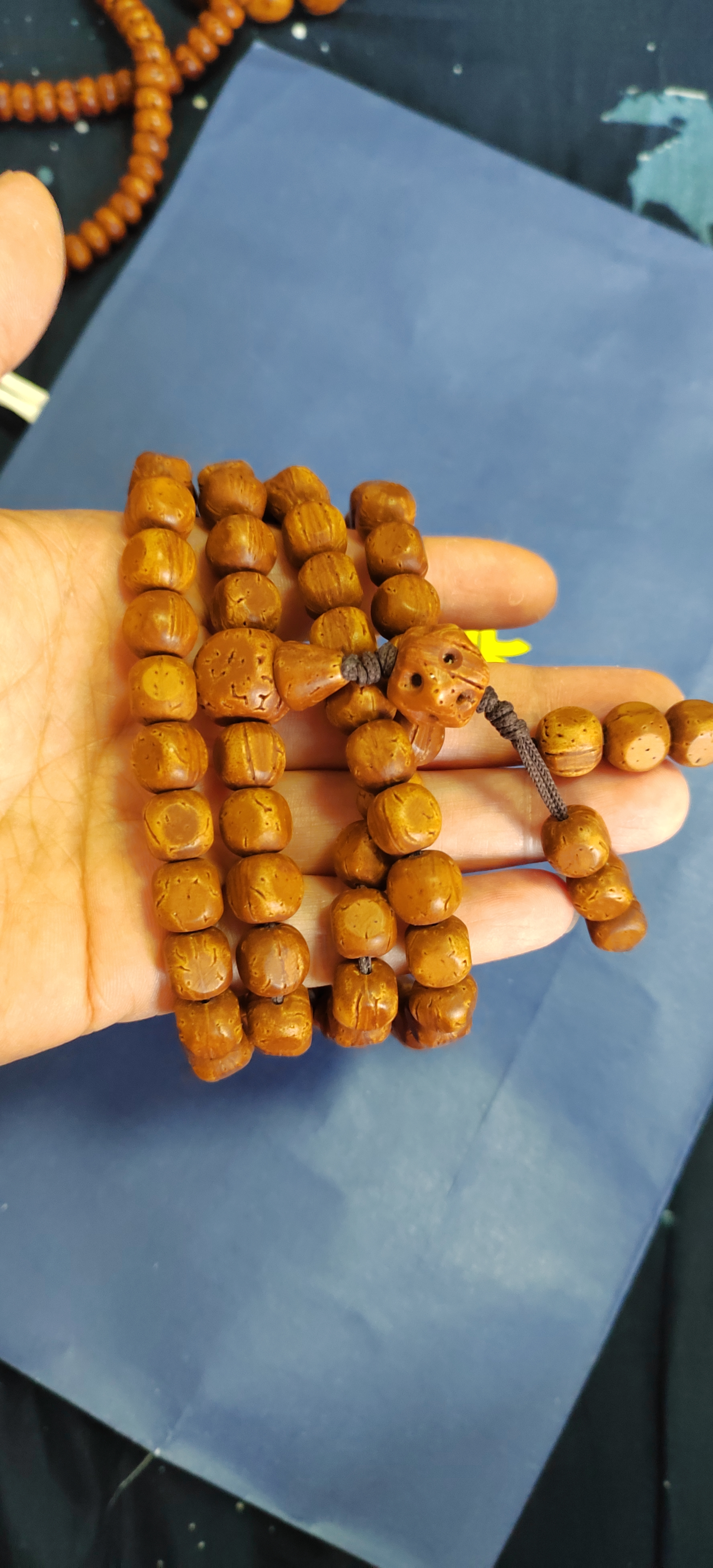 东北核小六方 108脖挂尺寸10mm 纯手工打磨,皮质无敌#桃核# #文玩