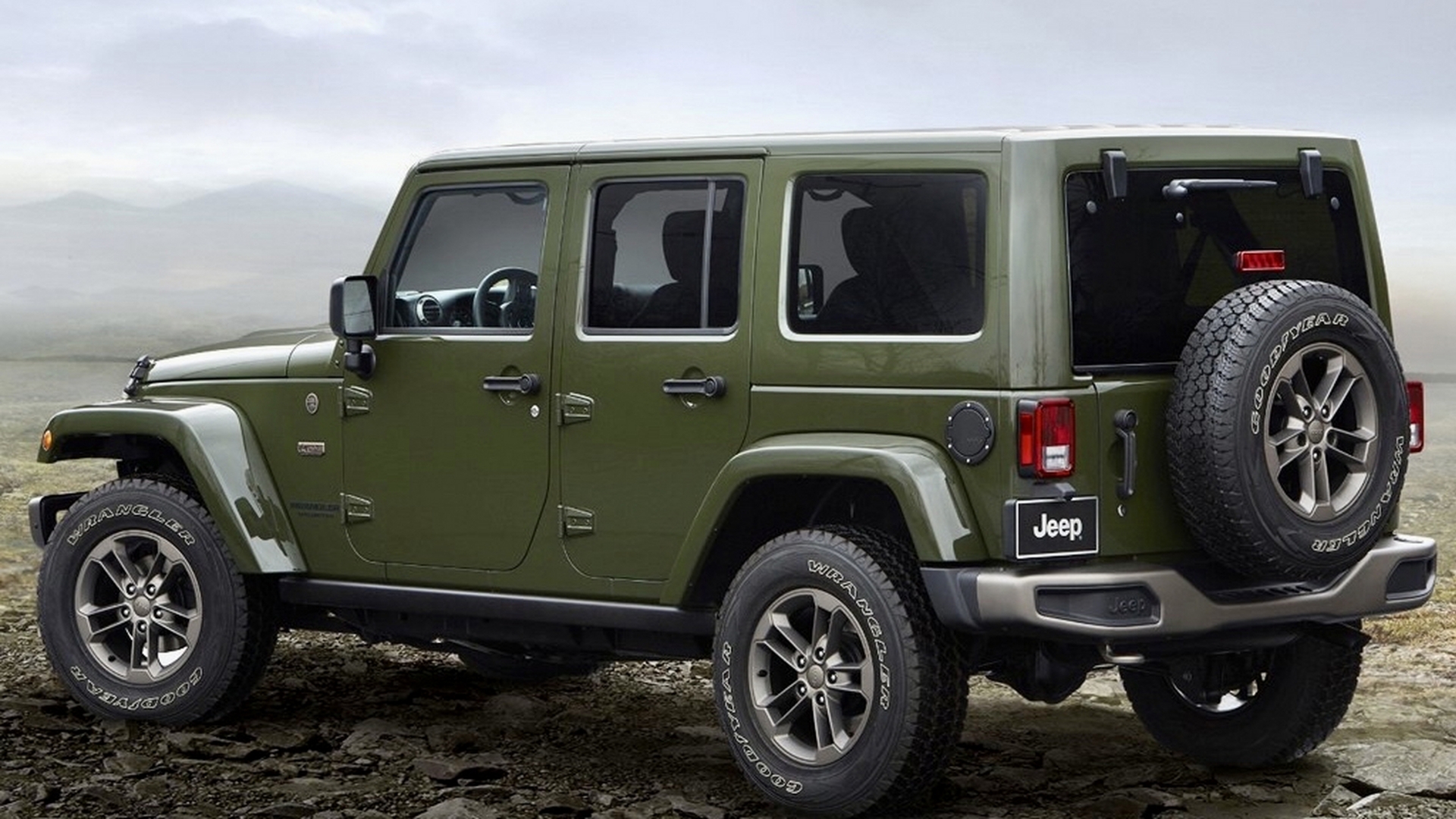 你喜欢什么车,军绿色牧马人咋样?