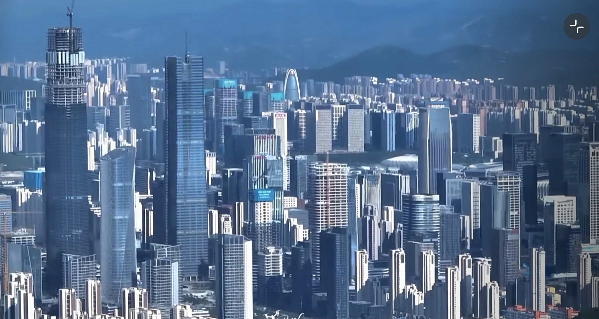 从航拍图对比可以看出济南和青岛城建的真实差距,确实济南城建要比