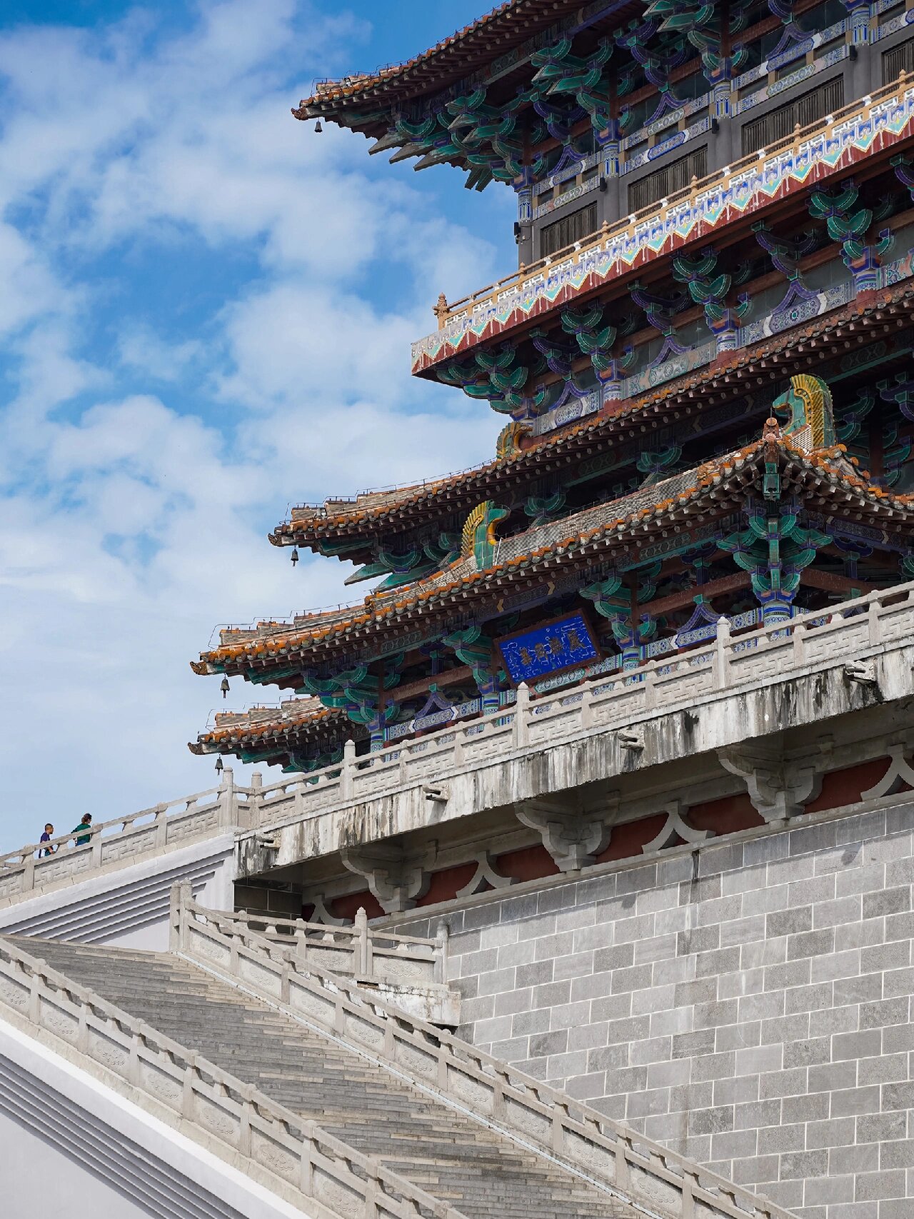 它与黄鹤楼岳阳楼滕王阁并称为中国古代四大名楼