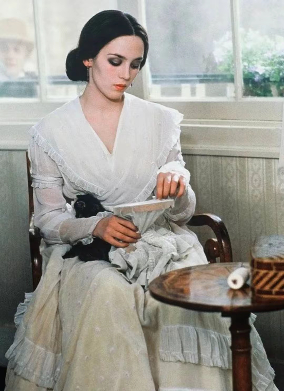 "法兰西第一美女"阿佳妮,〈迷恋〉中演绎惊悚传奇