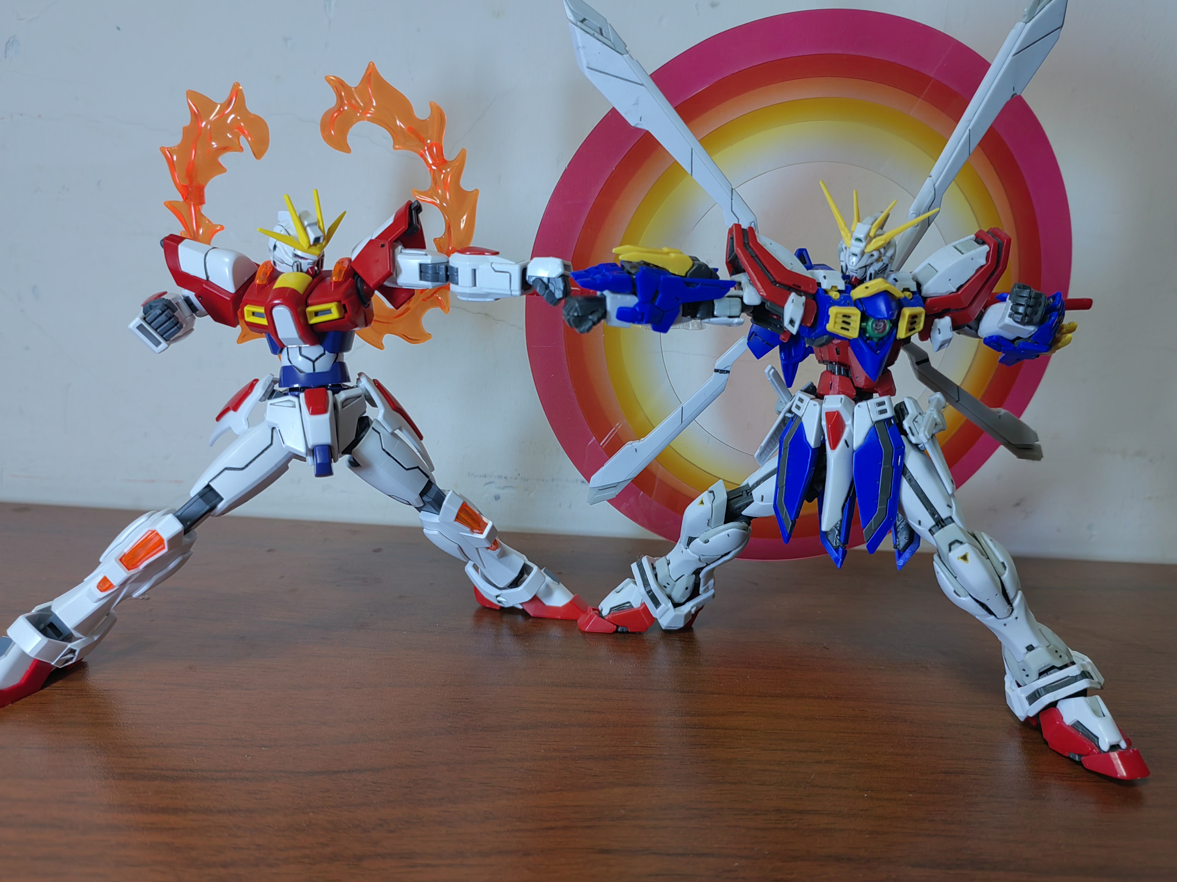 创制燃焰高达(build burning gundam),出自于《高达创战者try》,是