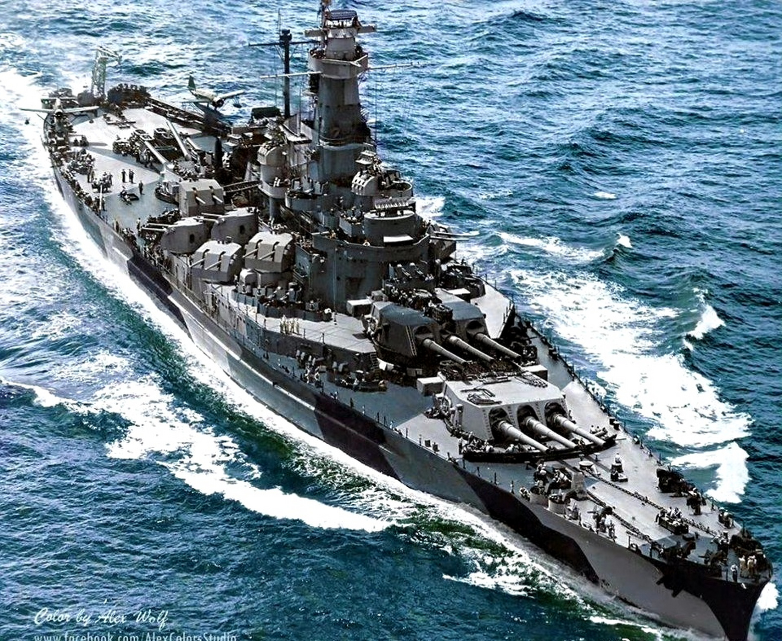 一边向各军舰德意志号重巡油画二战美国海军巡洋舰大全二战冲绳岛舰队