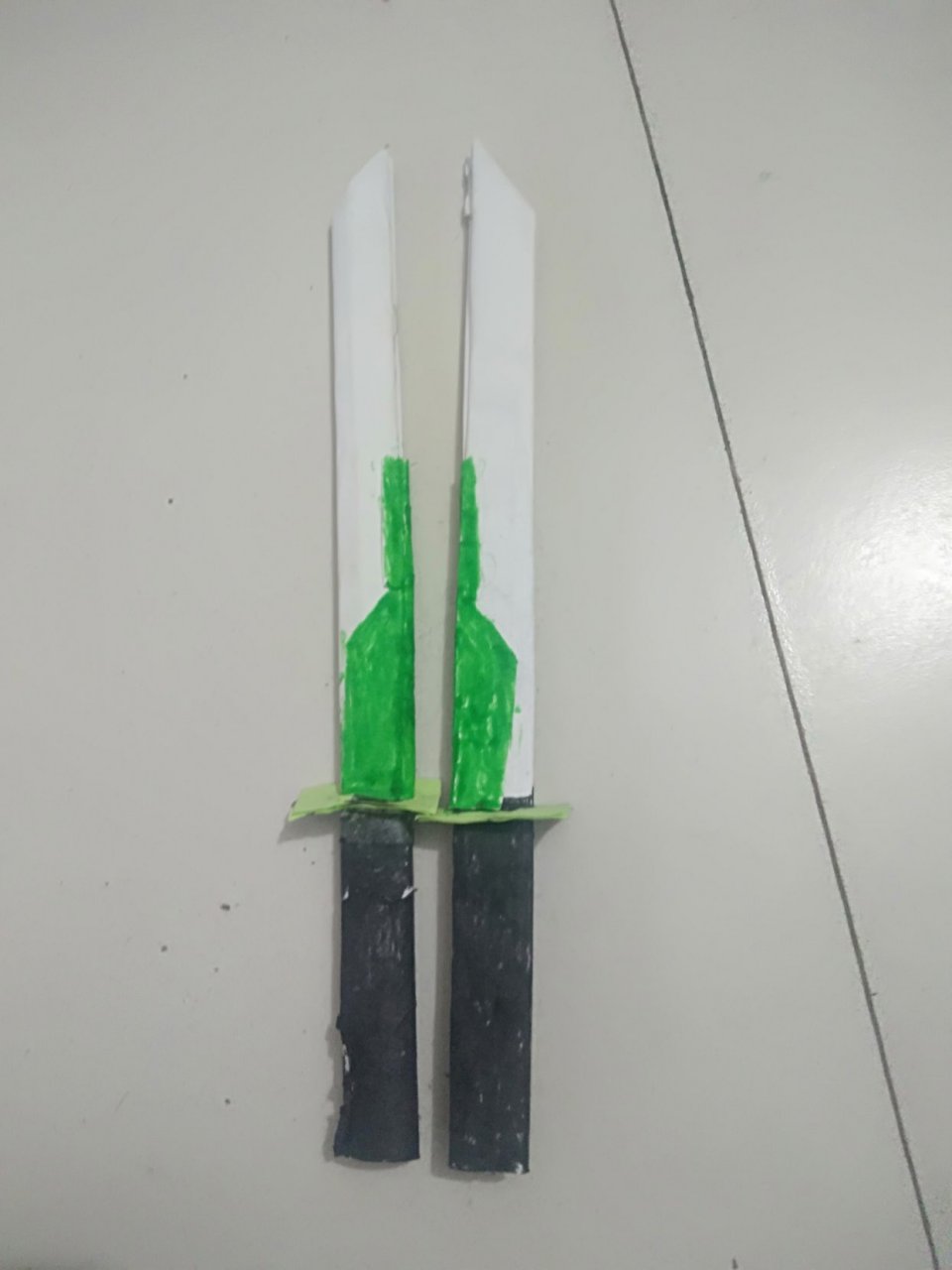 青凤双刀完全一样.