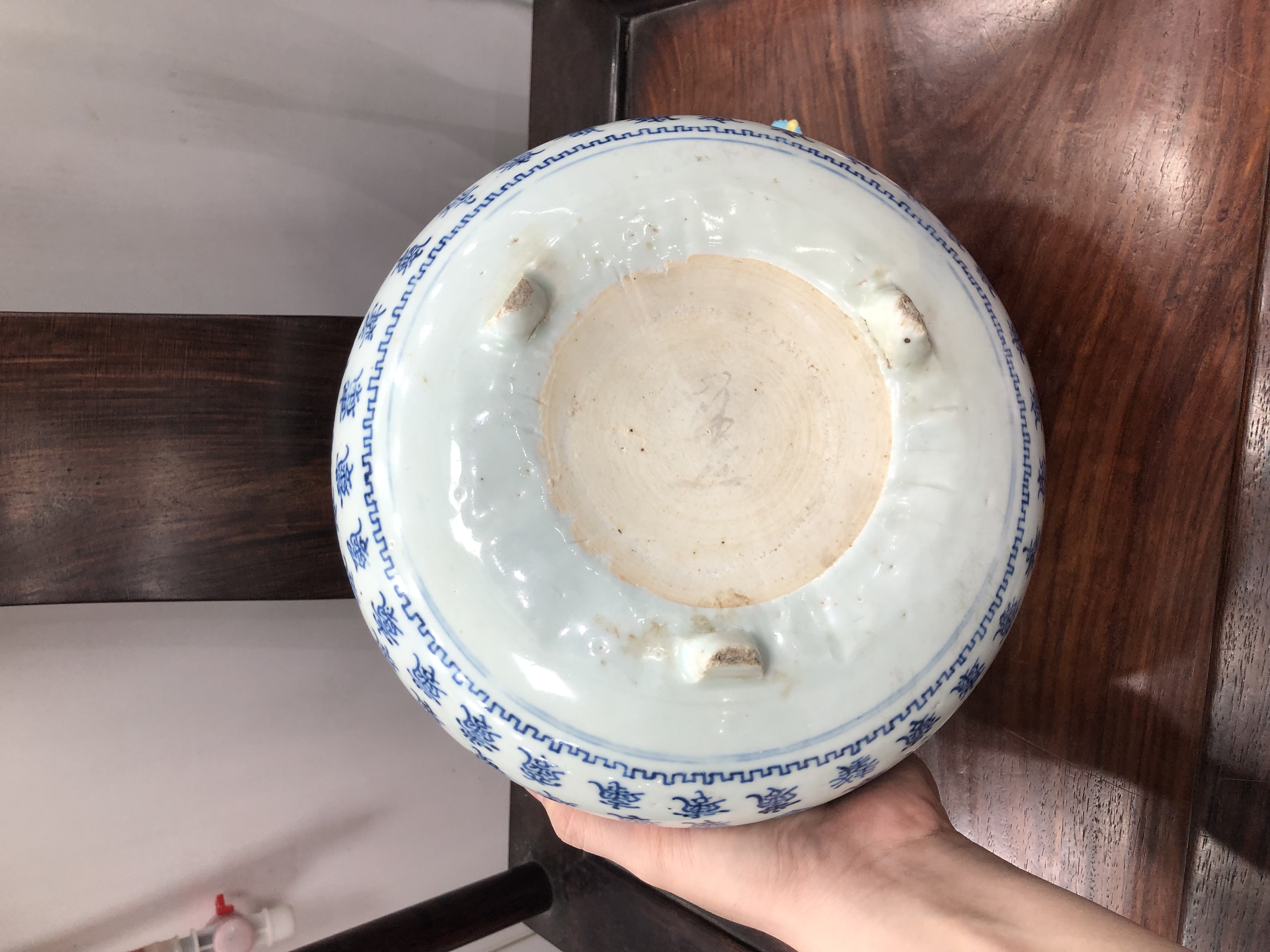 清康熙 青花百寿图三足香炉 高12.5厘米 直径24.