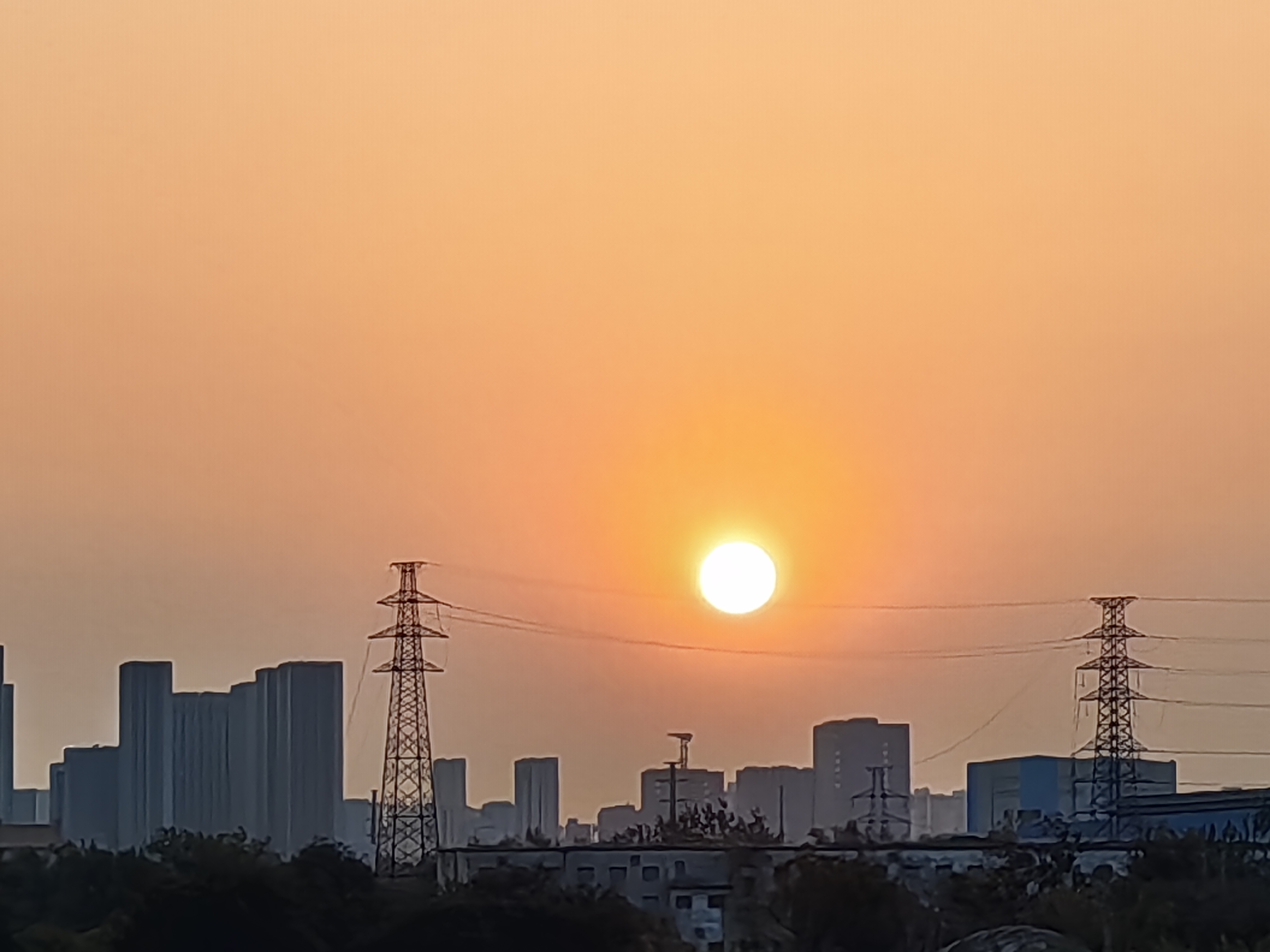 东方红太阳升歌谱歌词图片