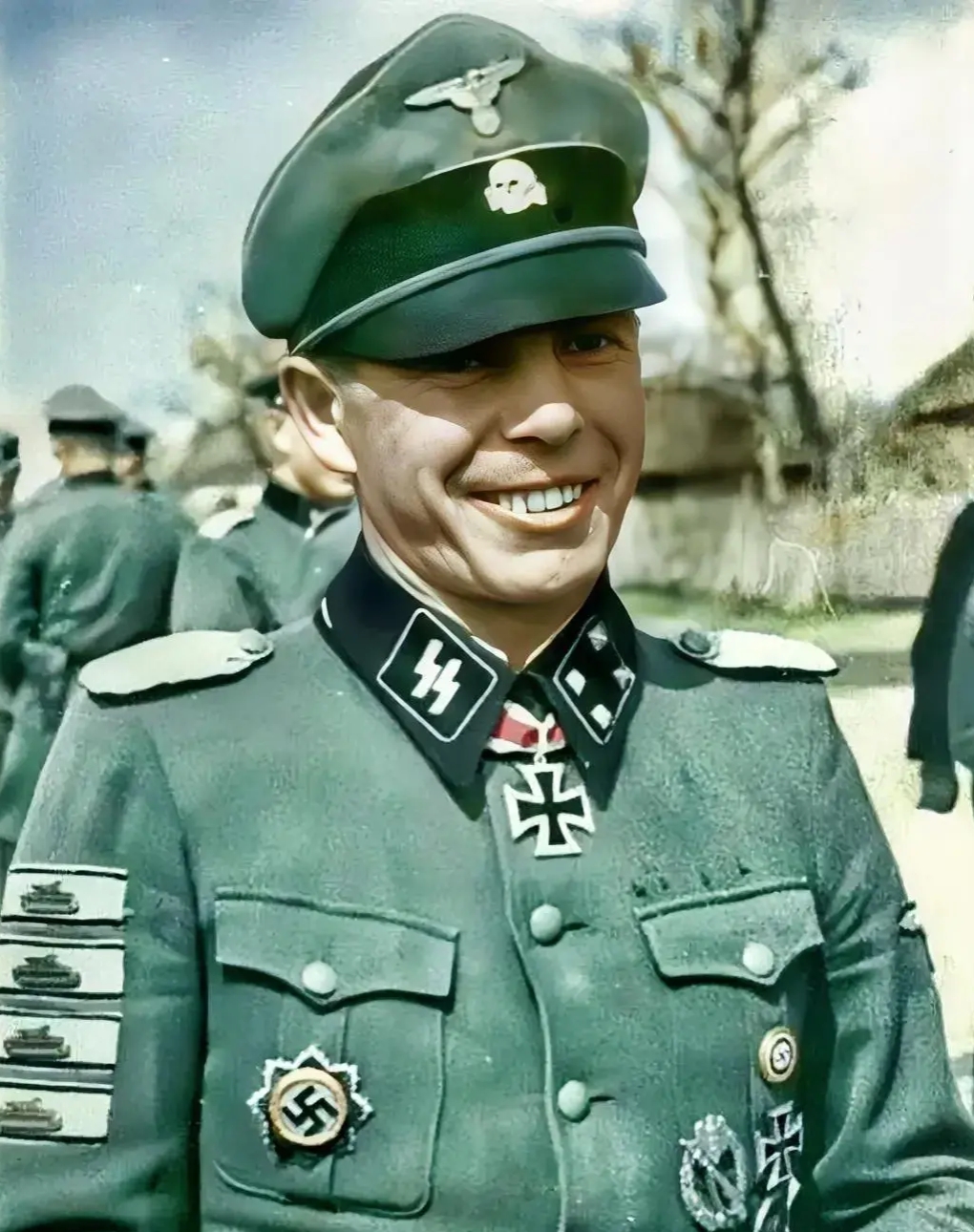 二战中一名荣获骑士十字勋章的党卫军军官!