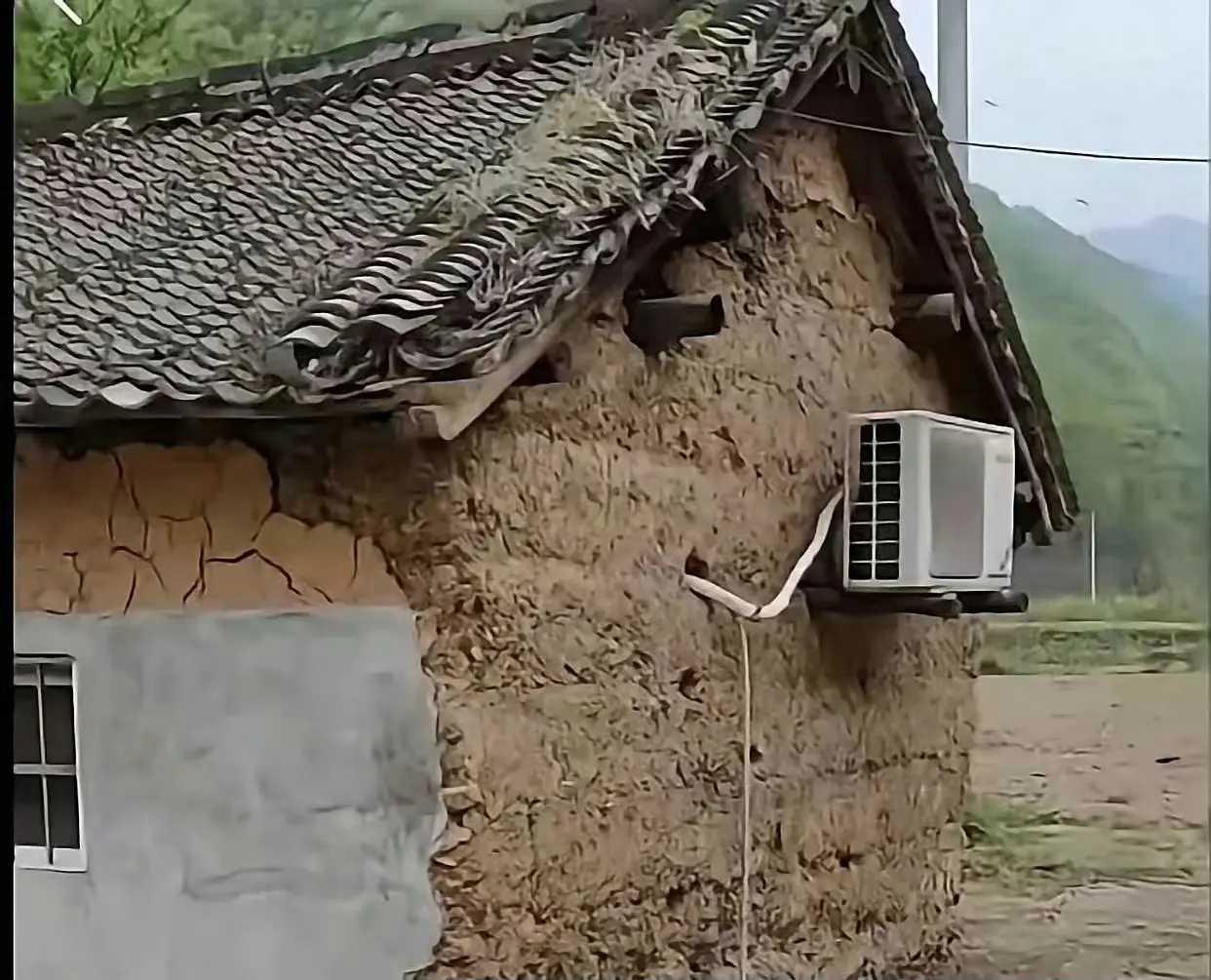 土墙房子配上空调,还真是古!