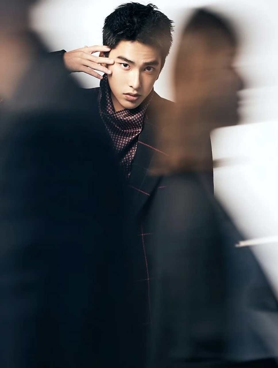 #不良执念清除师# 台湾小伙曾敬骅,感觉剧里比照片好看[偷笑]