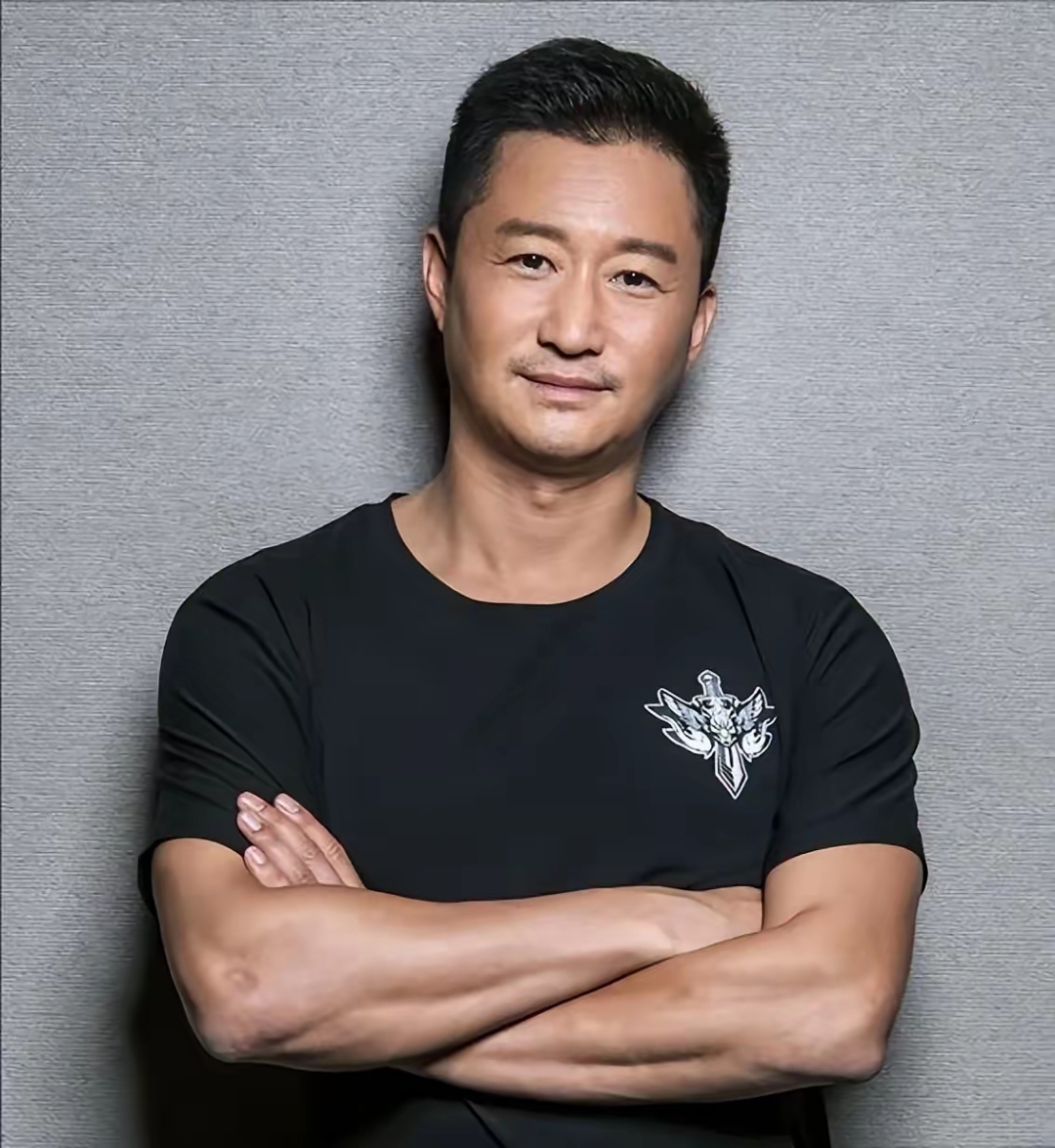 终于明白吴京为什么不拍摄战狼三了看到哪吒二票房预测160亿饺子