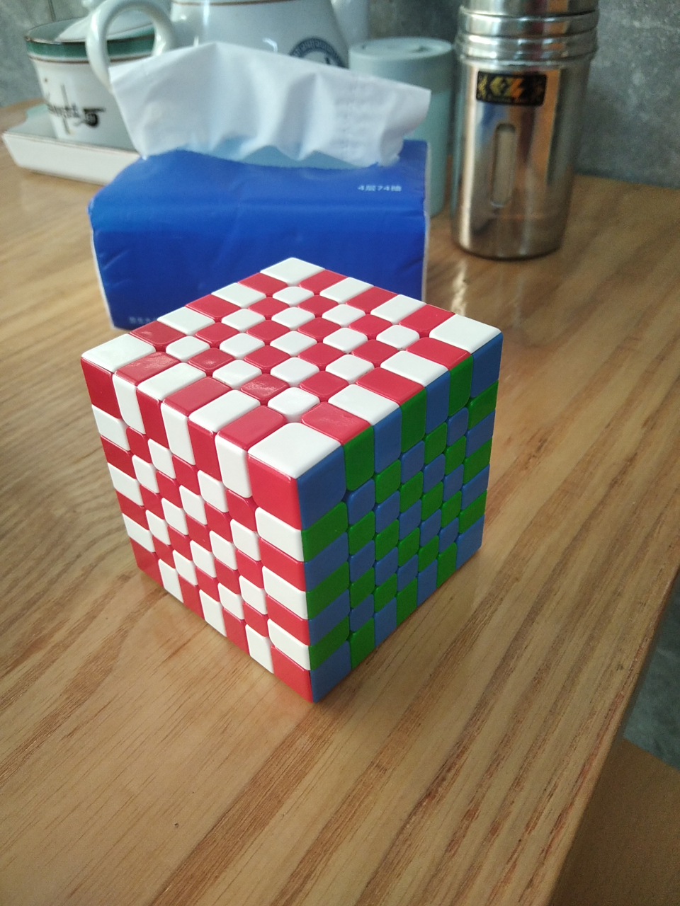 这个图案很美,但红黄和红蓝块位置反了,但这又是无法调过来的,这个