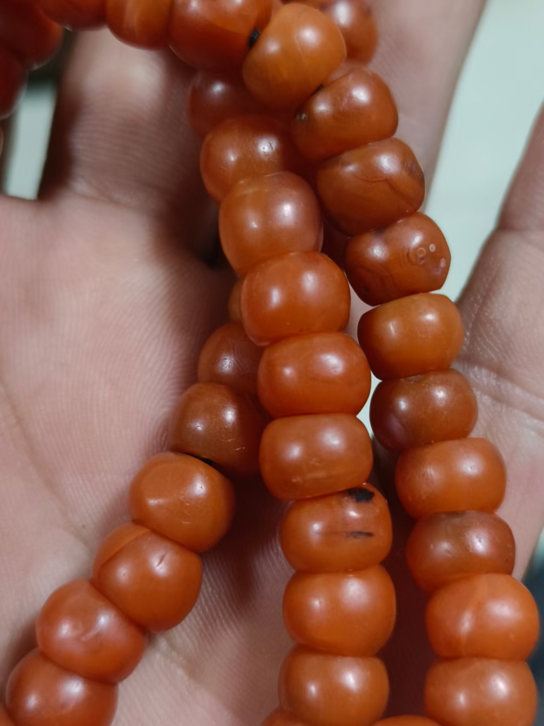 清代南红玛瑙佛珠.