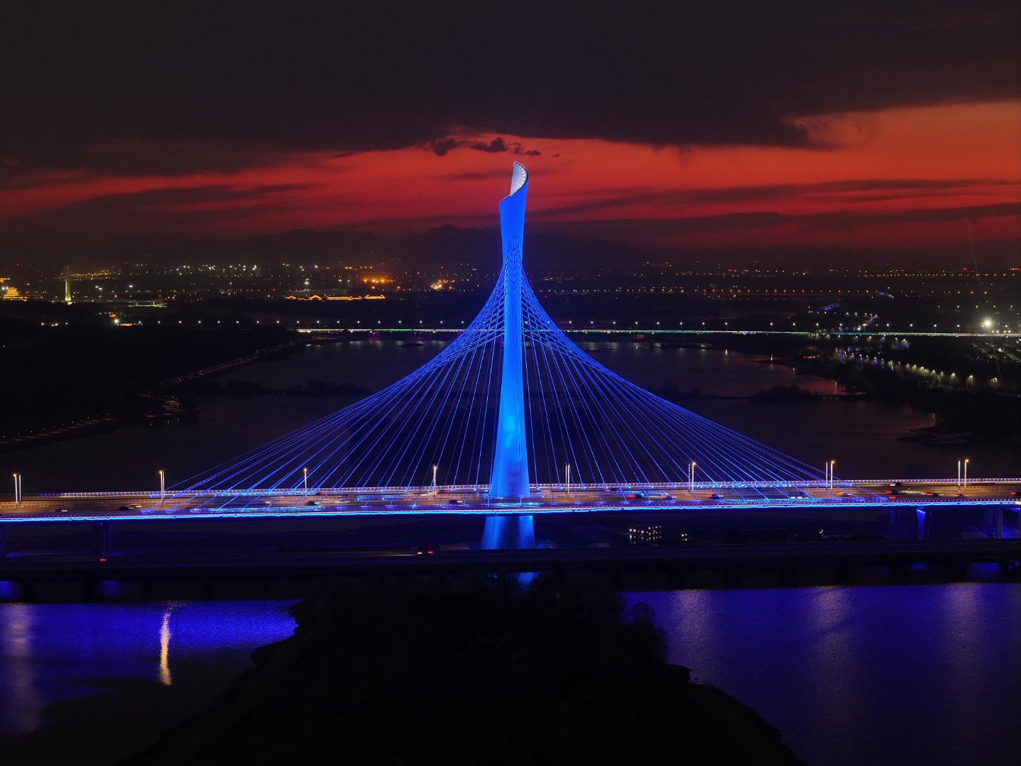 3月15日,石家庄滹沱河特大桥