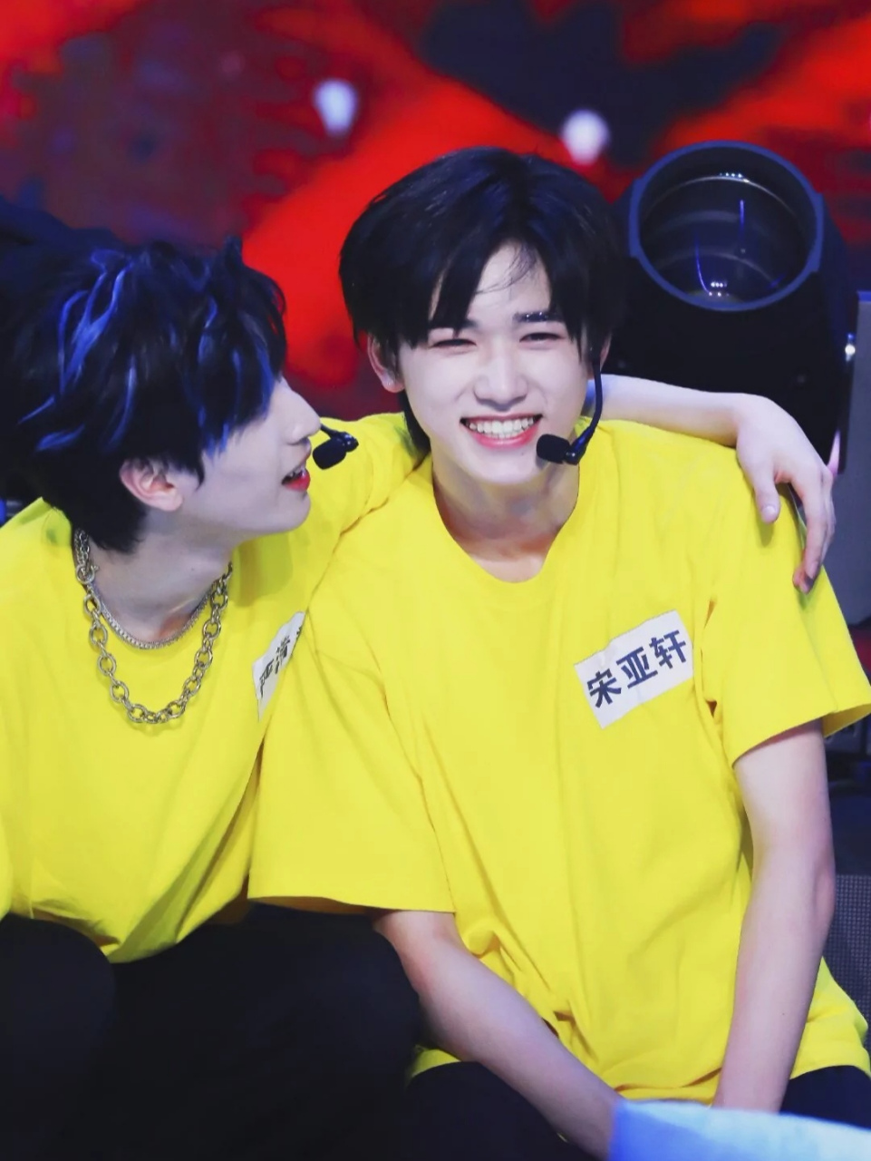 "他们的cp名是我听过最高级的cp名" #时代少年团 #翔轩  "亚轩 ~翔哥